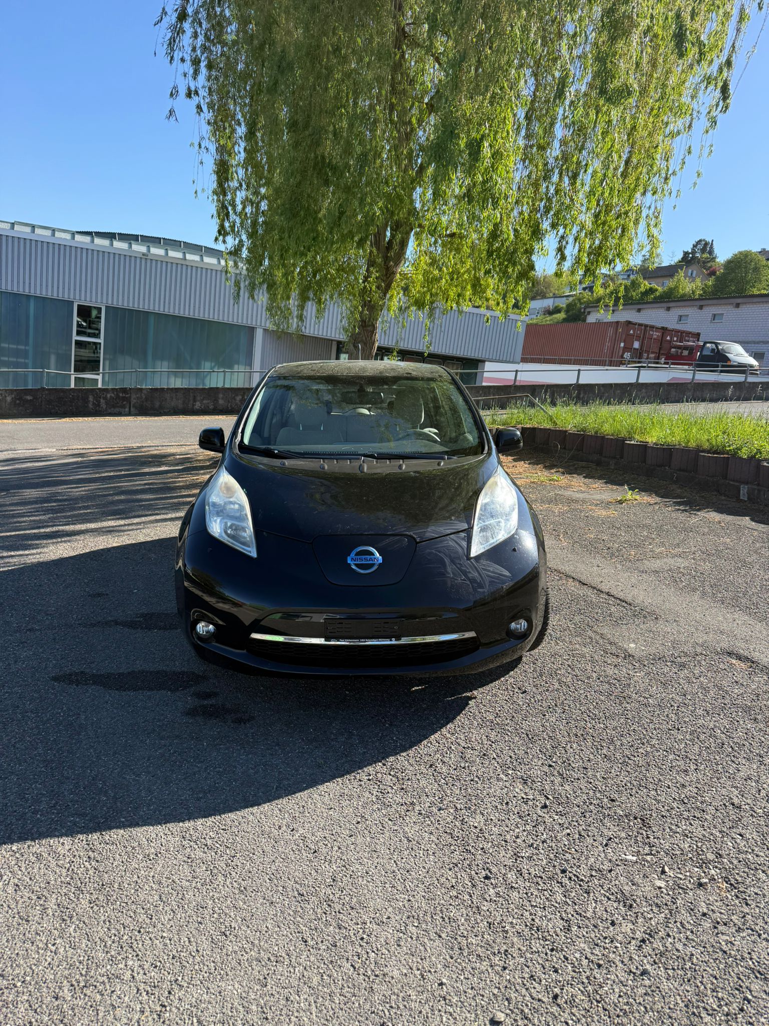 NISSAN