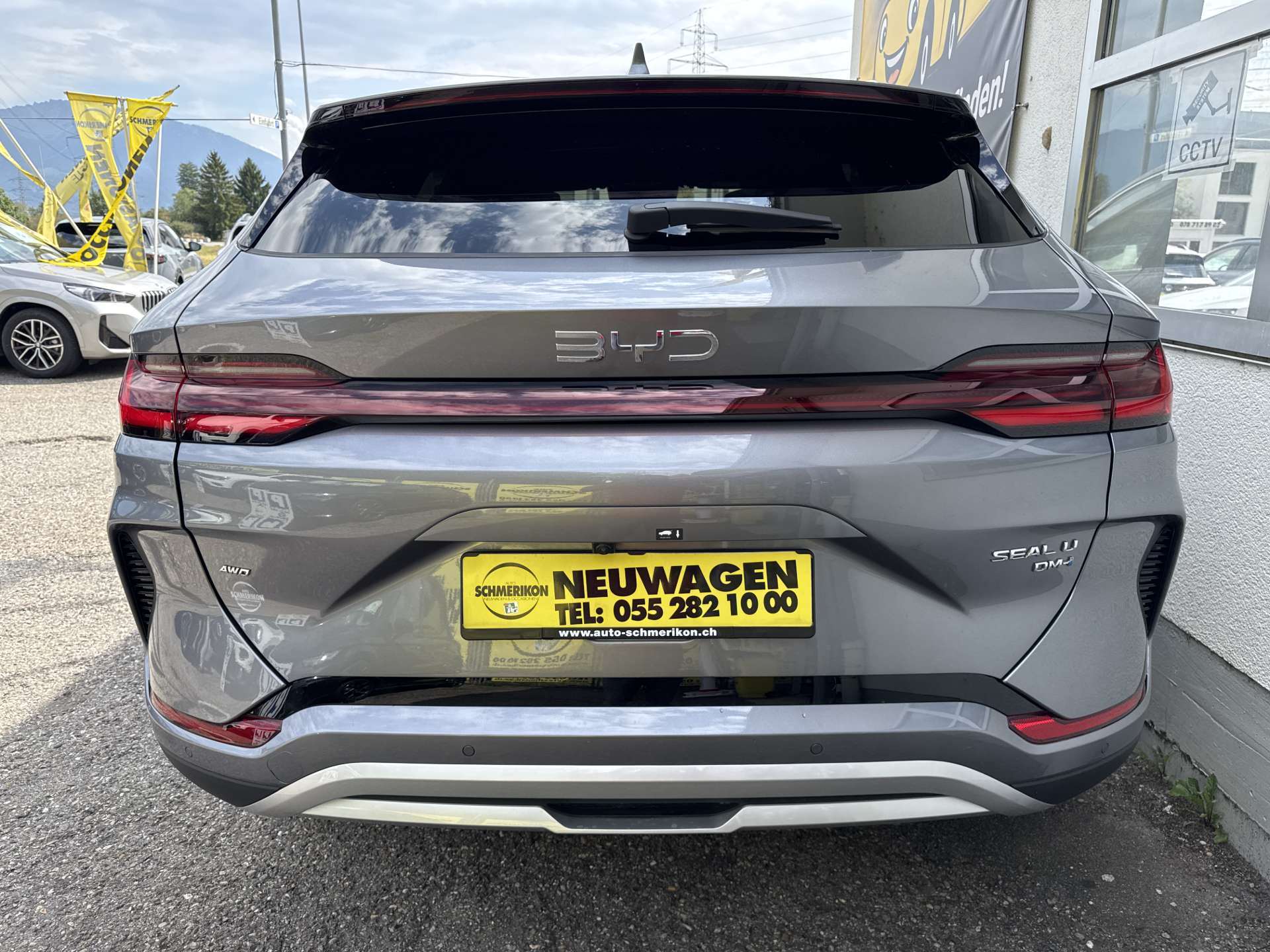 BYD Seal U DM-i PHEV Design AWD 324PS Automat-image-3