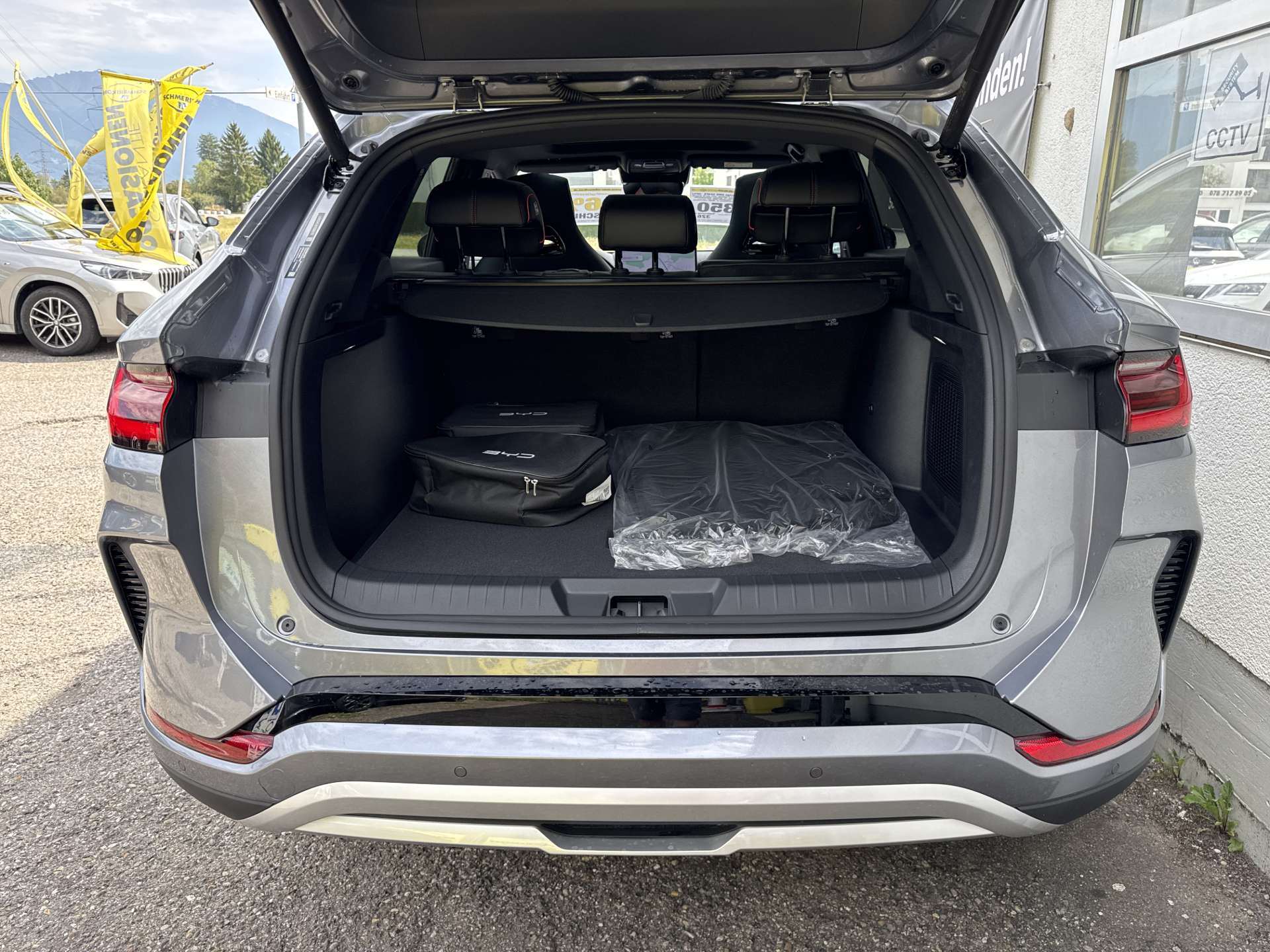 BYD Seal U DM-i PHEV Design AWD 324PS Automat-image-8