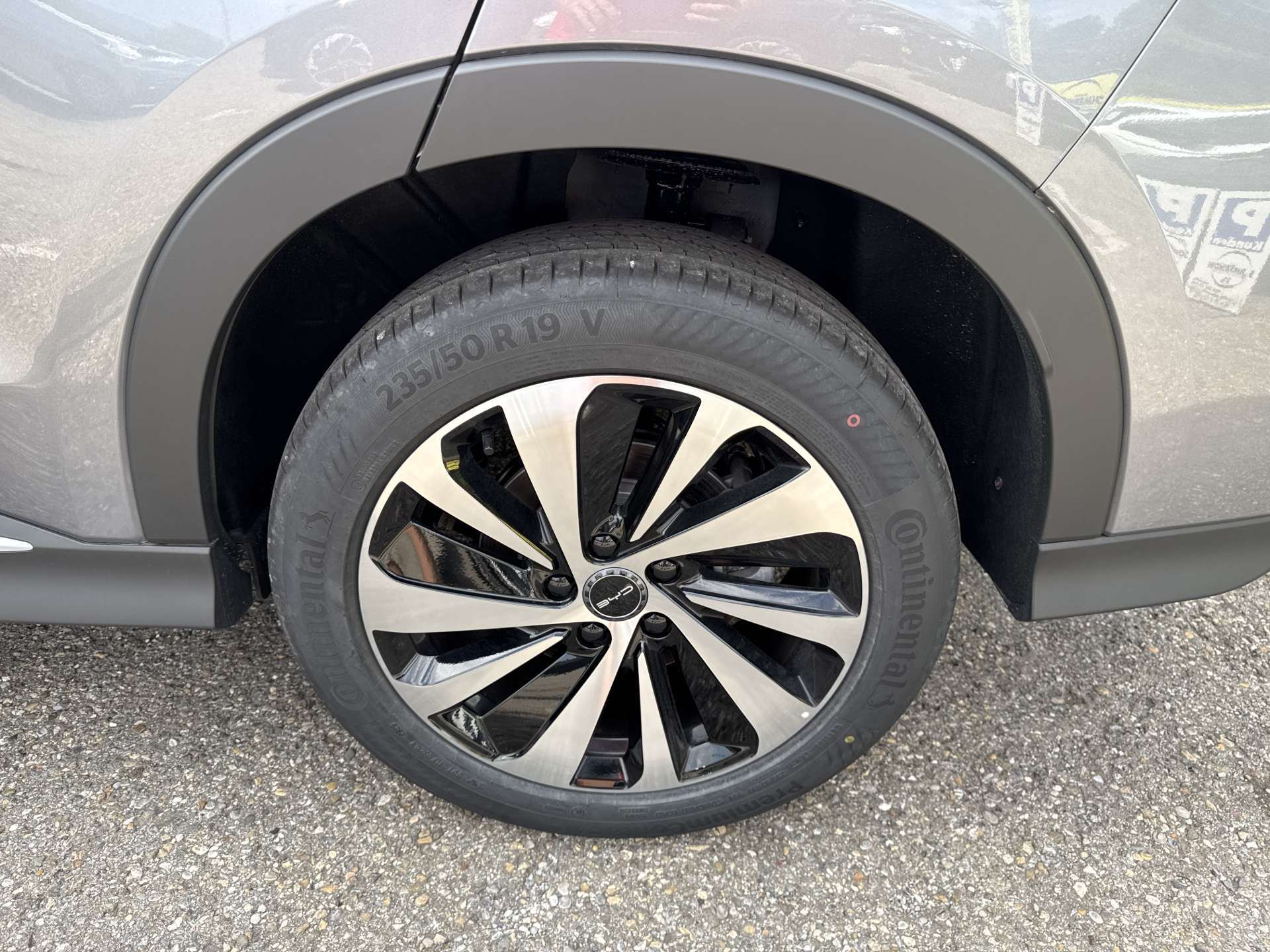 BYD Seal U DM-i PHEV Design AWD 324PS Automat-image-9