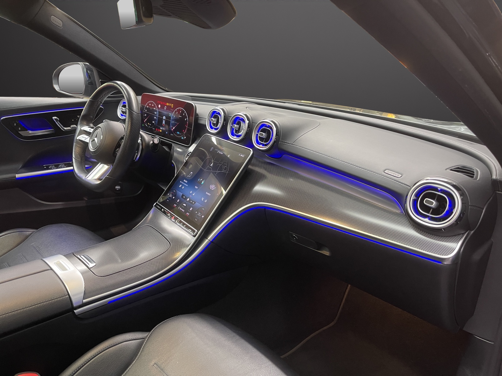MERCEDES-BENZ C 300 4M AMG Line-image-8