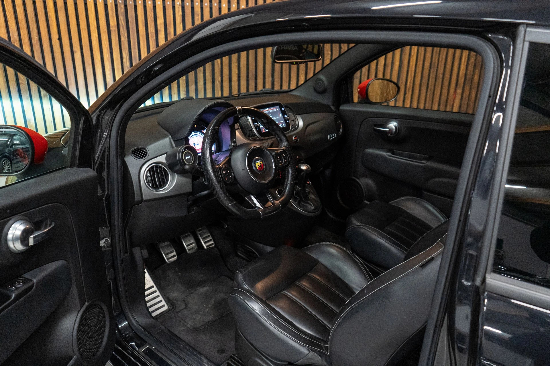 FIAT 595 1.4 16V Turbo Abarth Pista-image-13
