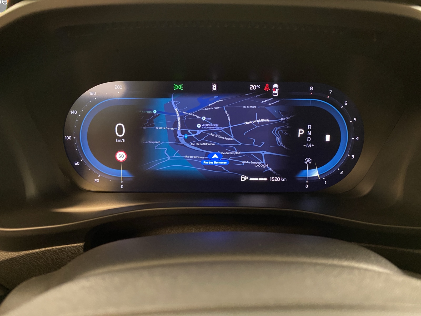 VOLVO XC40 B4 Benzin Mild Hybrid Plus Dark DCT-image-14