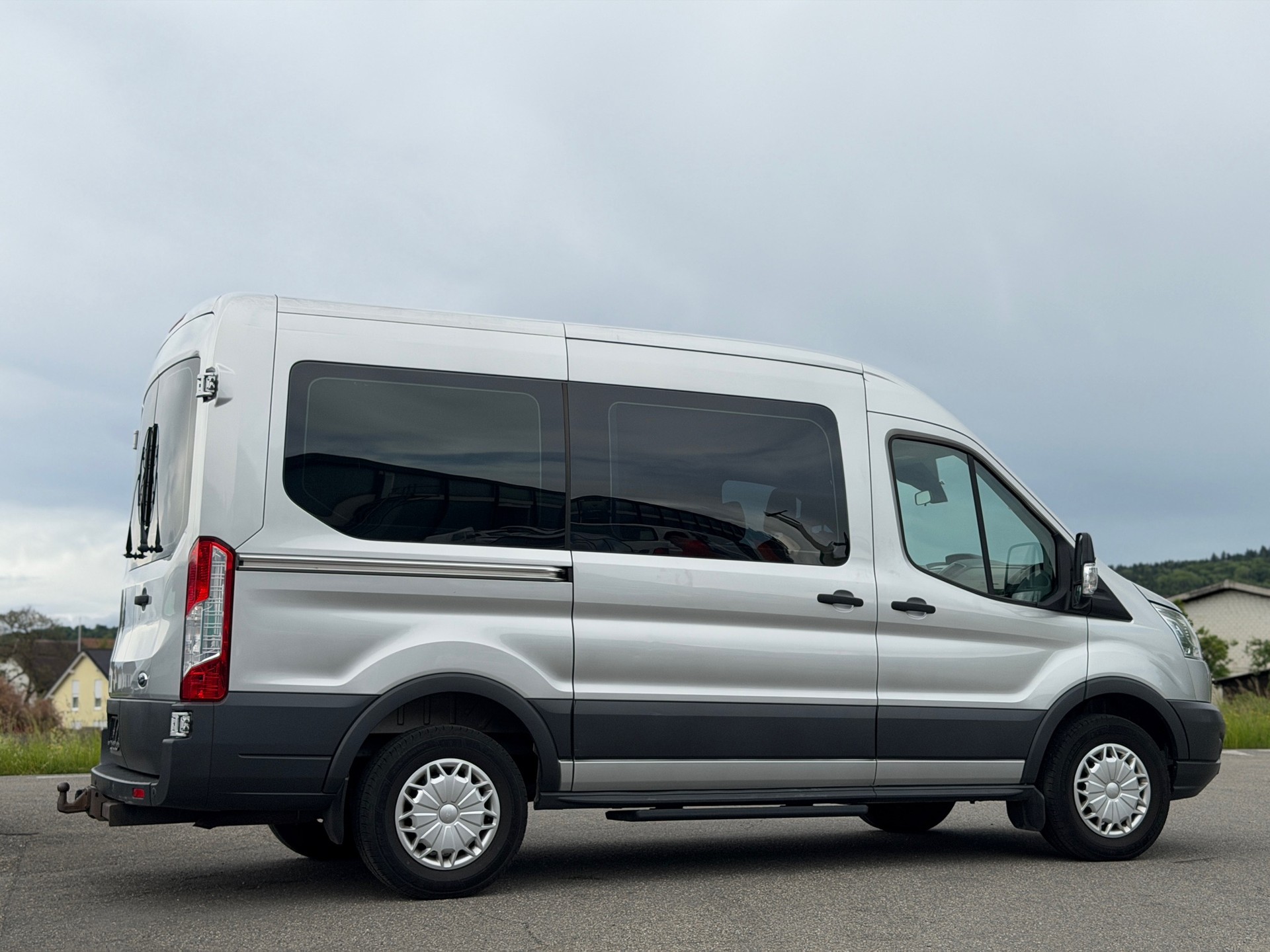 FORD Transit Combi 350 L2 Trend RWD-image-3