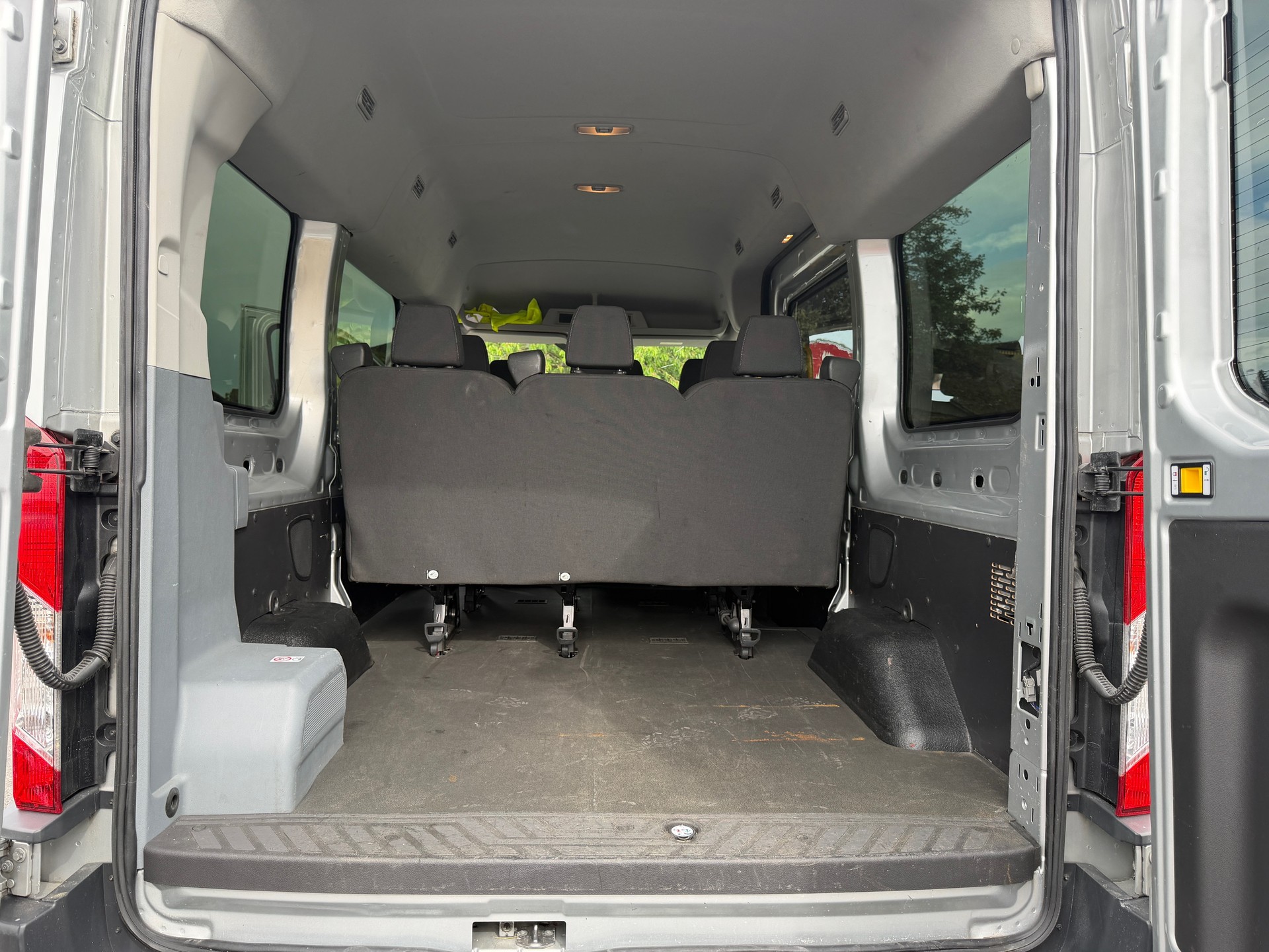FORD Transit Combi 350 L2 Trend RWD-image-8