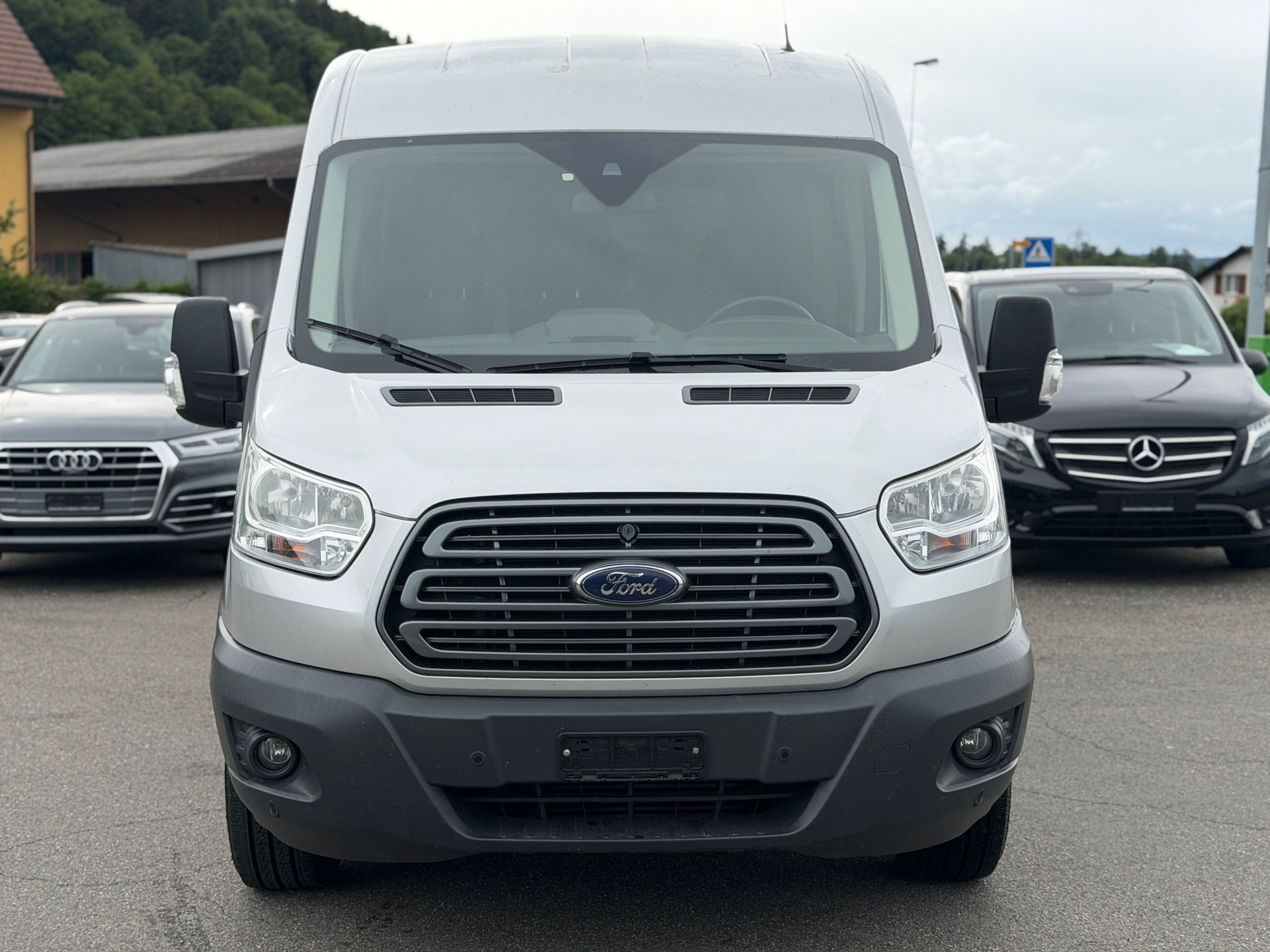 FORD Transit Combi 350 L2 Trend RWD-image-1