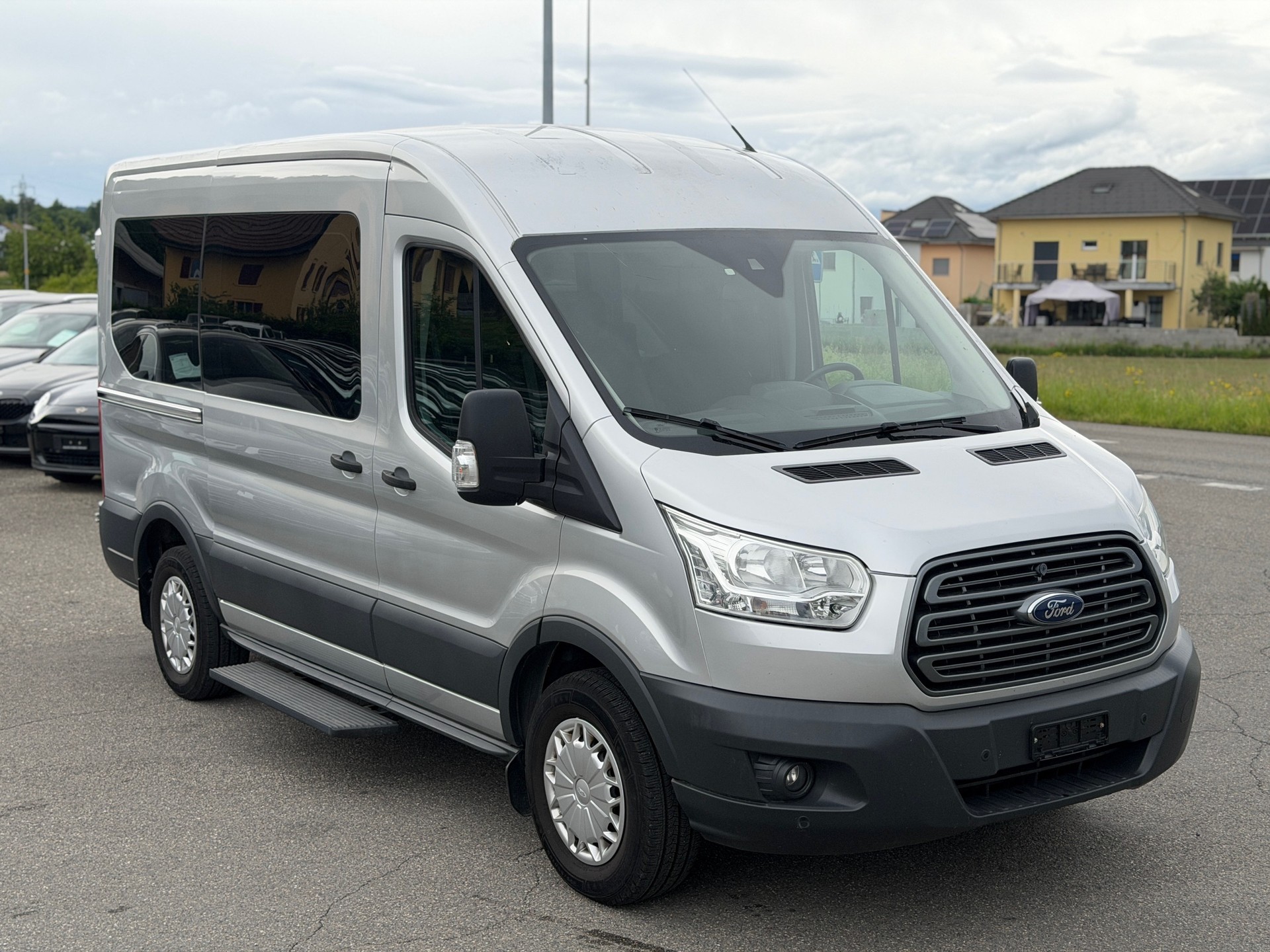 FORD Transit Combi 350 L2 Trend RWD-image-13