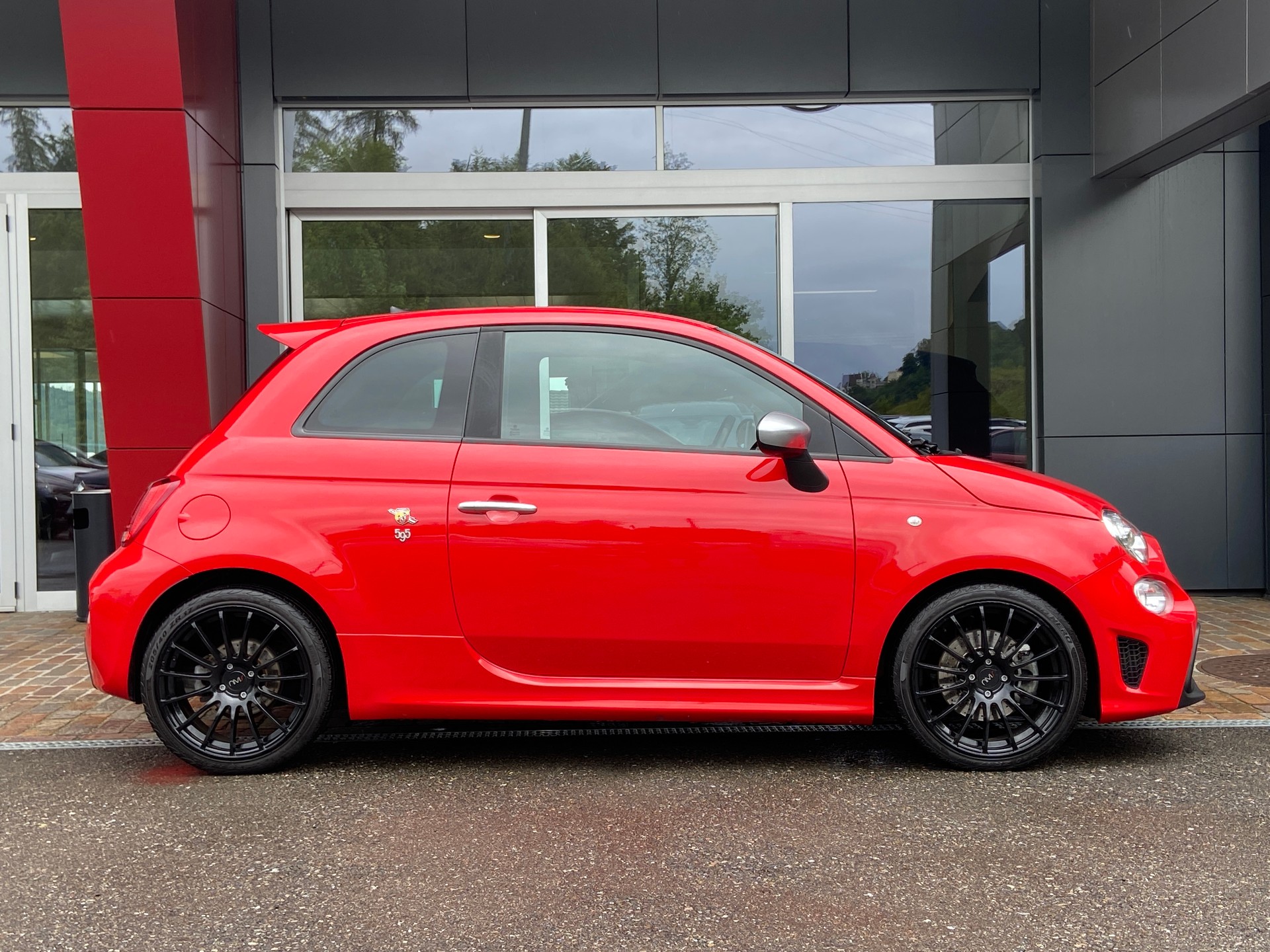 FIAT 595 1.4 16V Turbo Abarth Turismo Automat-image-13