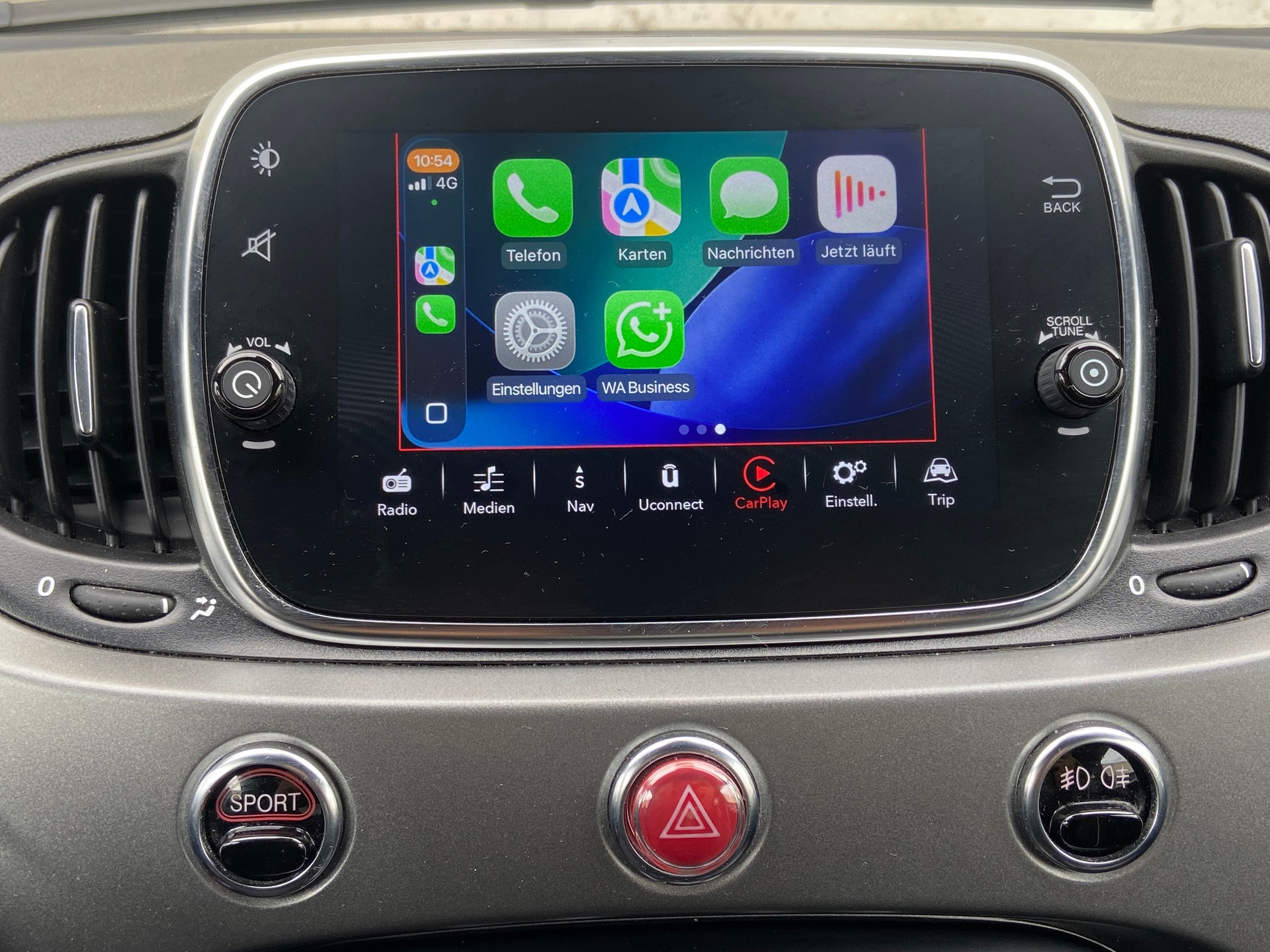 FIAT 595 1.4 16V Turbo Abarth Turismo Automat-image-10