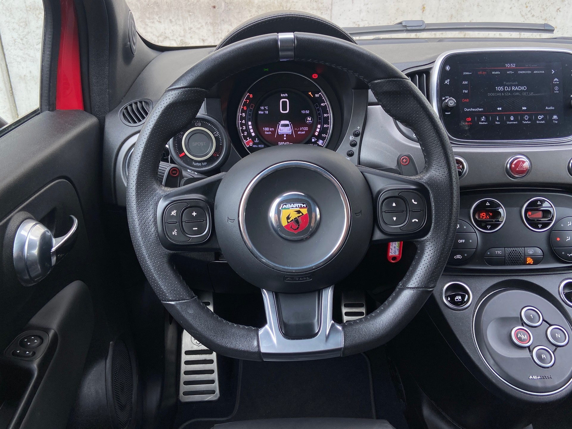 FIAT 595 1.4 16V Turbo Abarth Turismo Automat-image-7