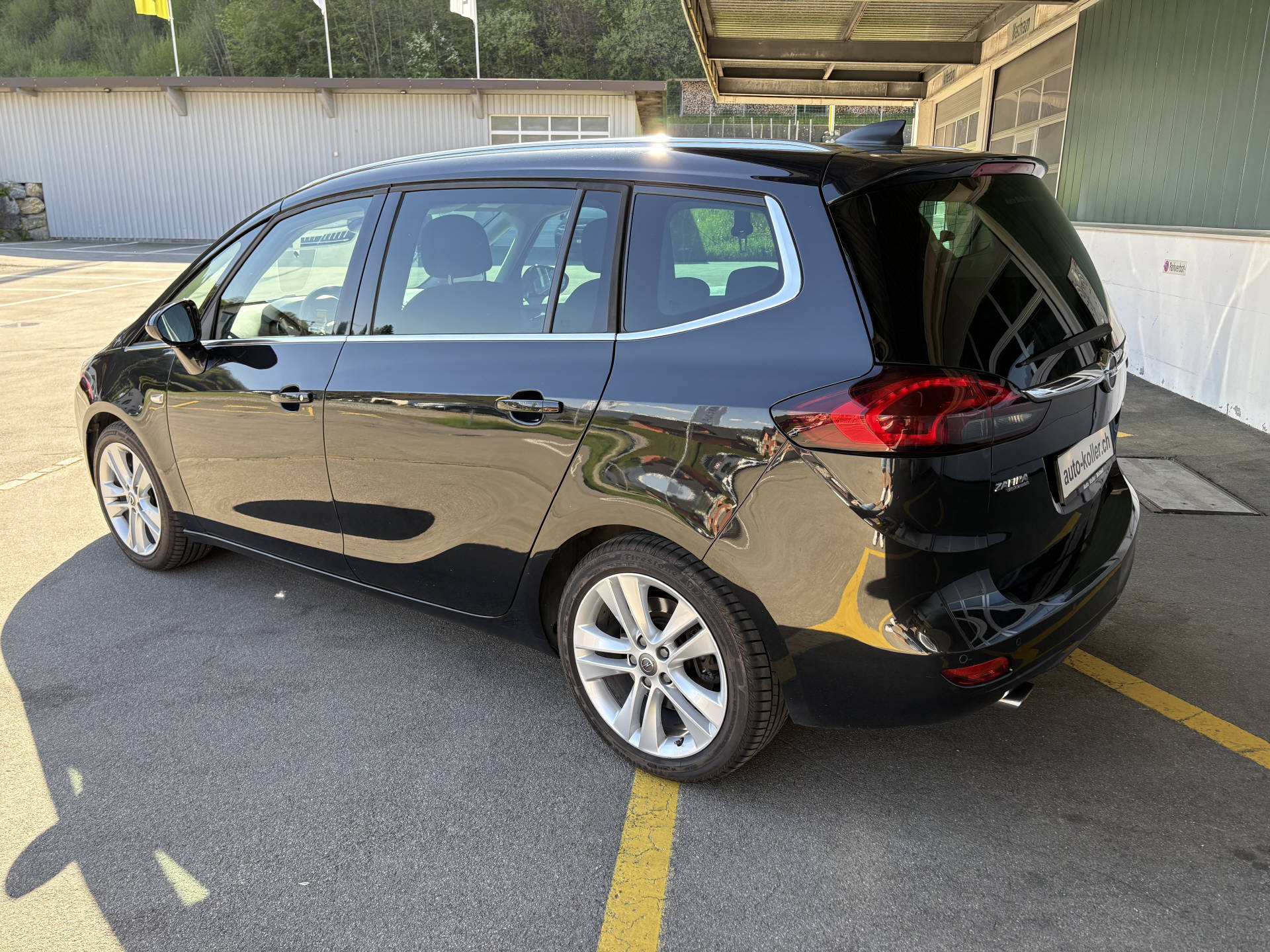 OPEL Zafira Tourer 1.6T eTEC Sport S/S-image-1