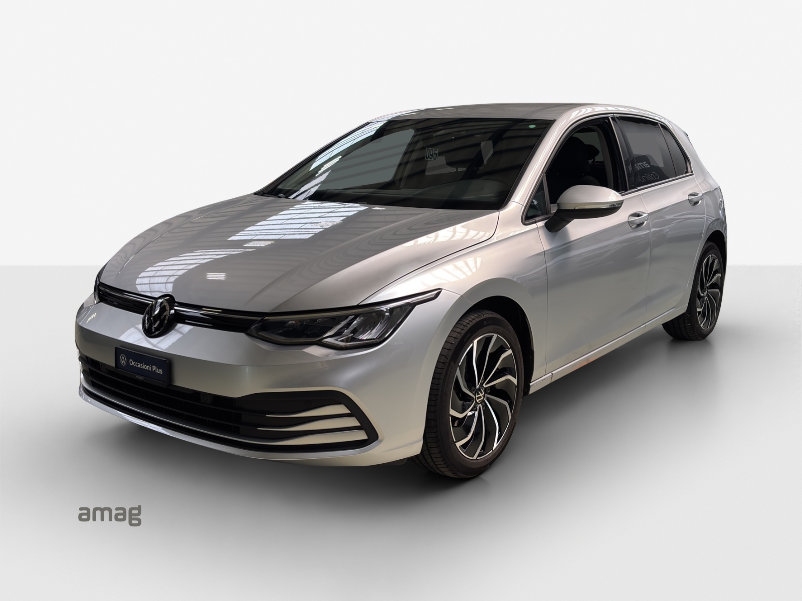VW Golf 1.0 TSI Life-image-0