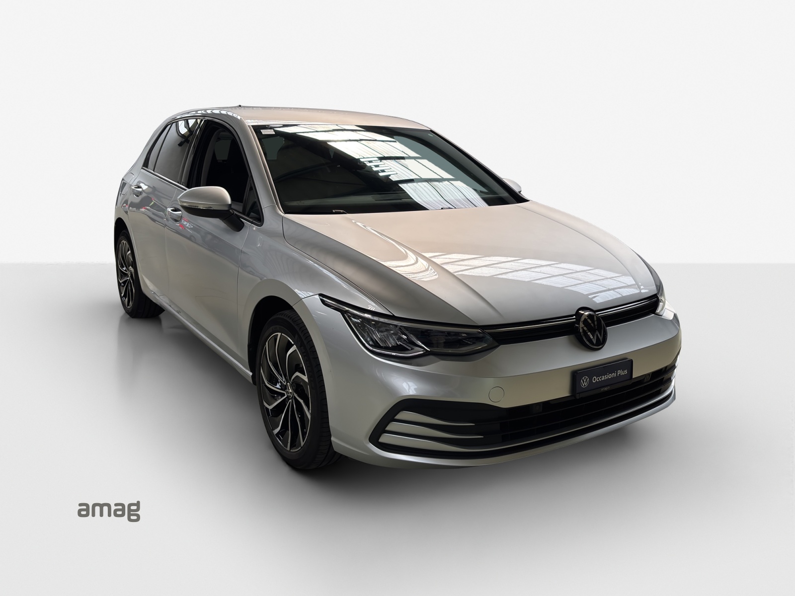 VW Golf 1.0 TSI Life-image-5