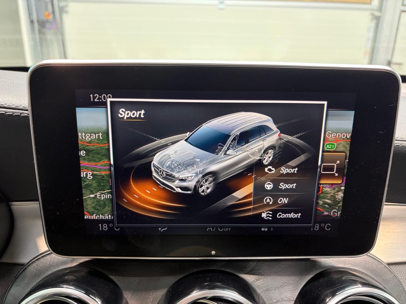 MERCEDES-BENZ GLC 250 d AMG Line 4Matic 9G-Tronic - Toit ouvrant - Caméra 360-image-25