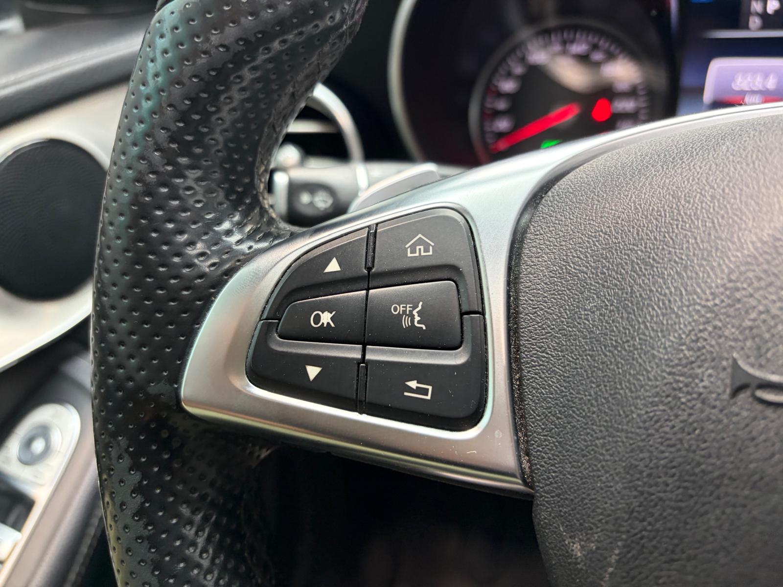 MERCEDES-BENZ GLC 250 d AMG Line 4Matic 9G-Tronic - Toit ouvrant - Caméra 360-image-19