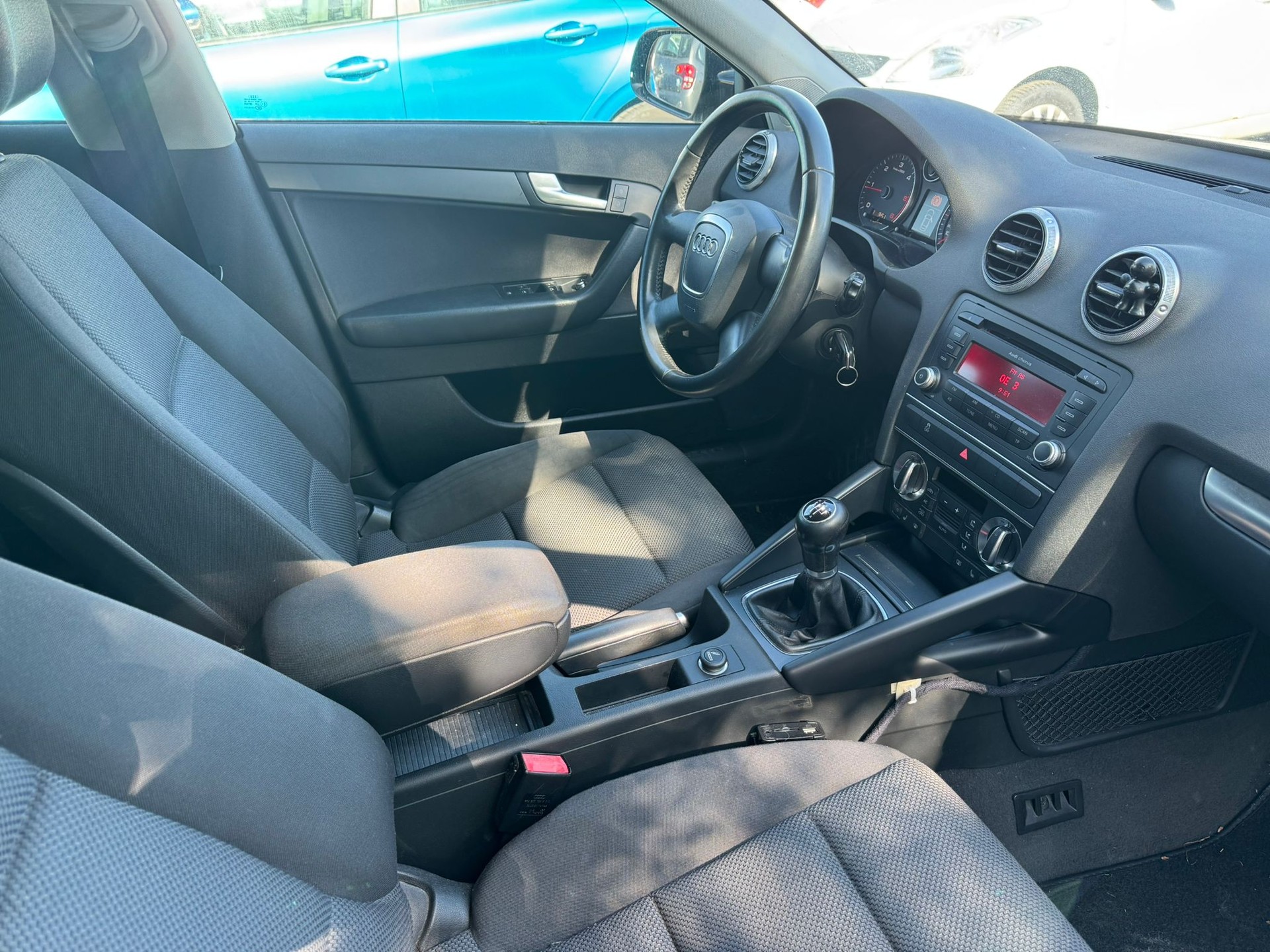 AUDI A3 1.6 TDI Start Plus-image-5