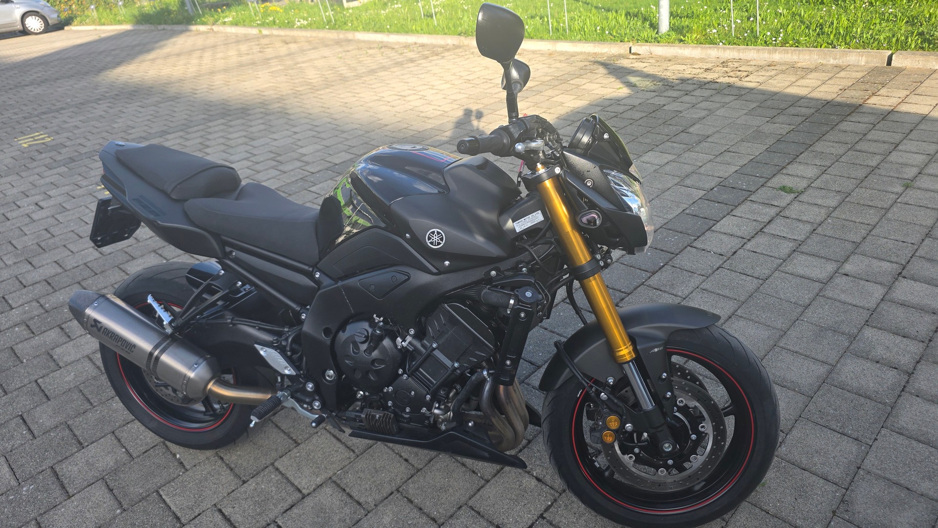 YAMAHA FZ8 N ABS