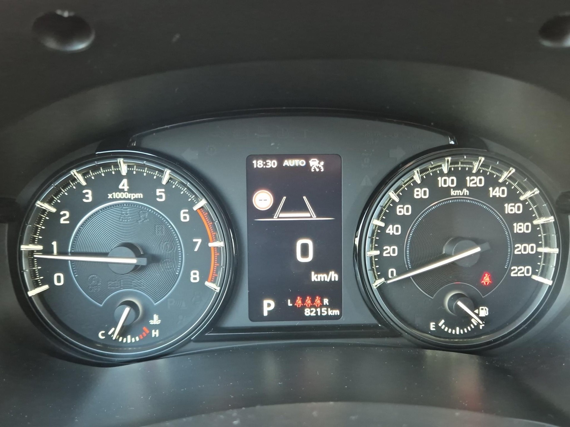 SUZUKI Vitara 1.4 T Compact Top Hybrid 4x4-image-10
