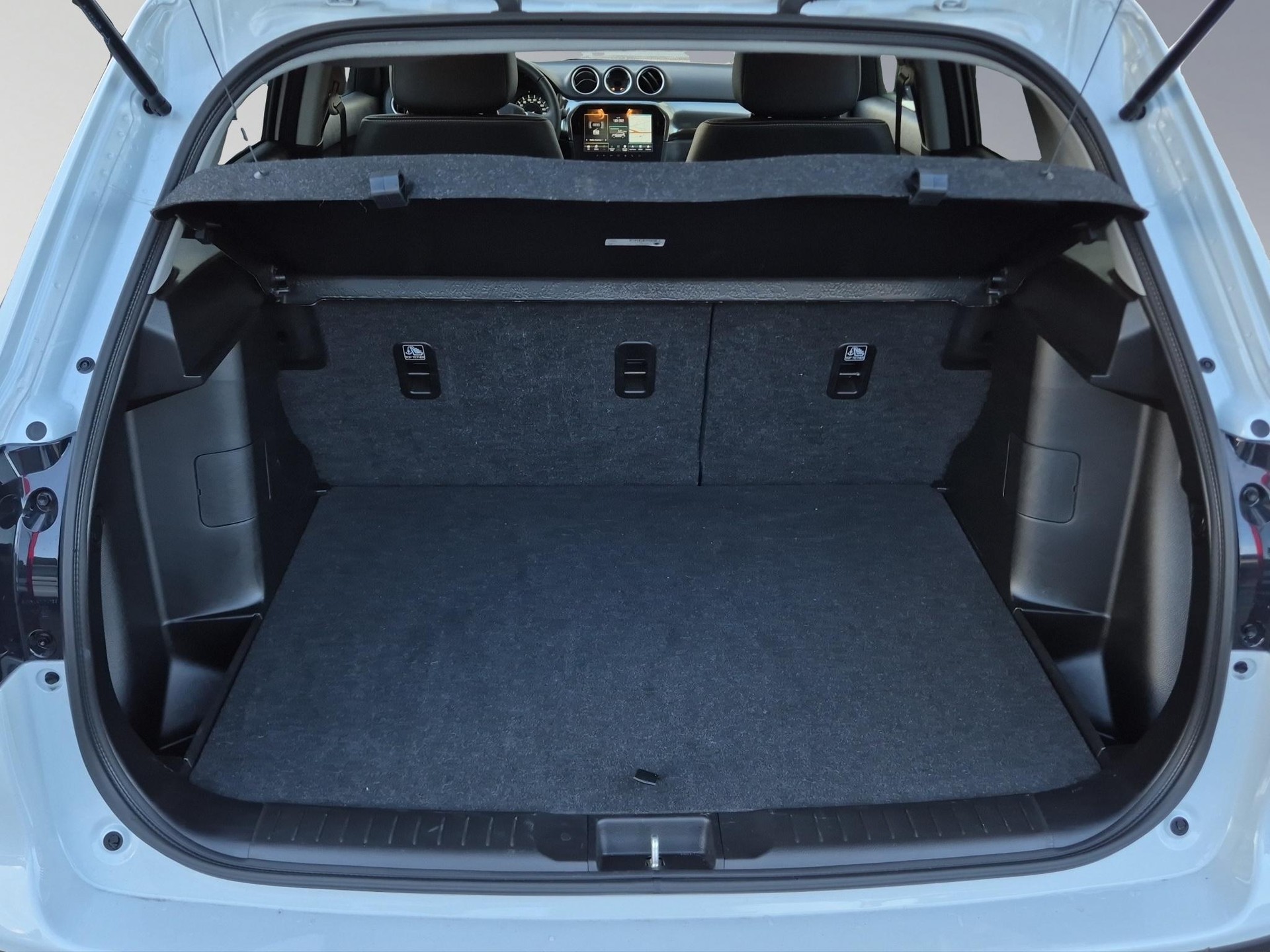 SUZUKI Vitara 1.4 T Compact Top Hybrid 4x4-image-17