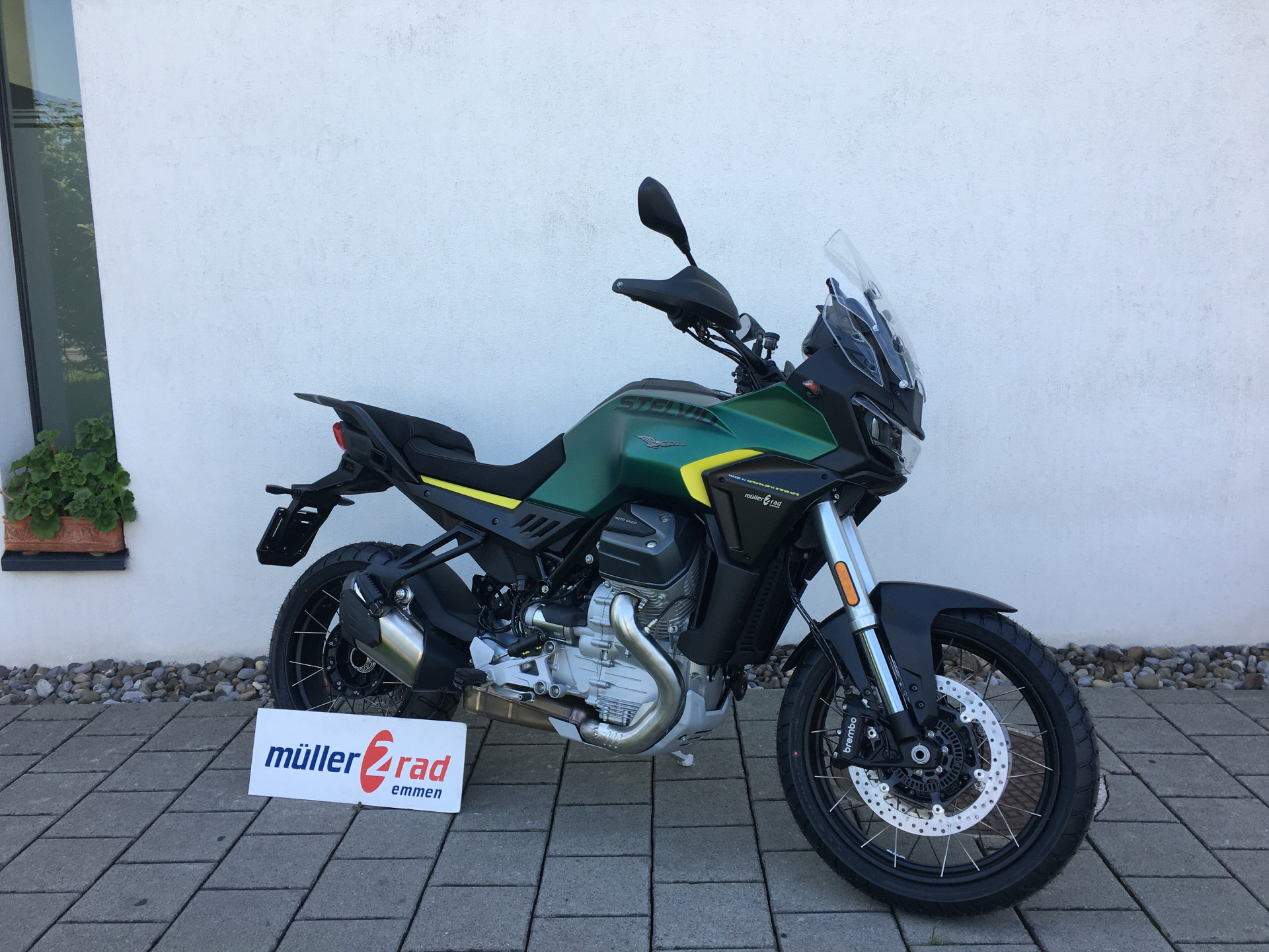MOTO GUZZI Stelvio