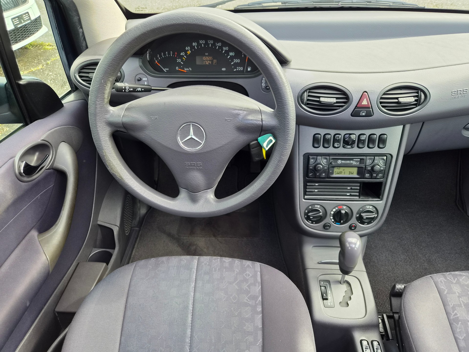 MERCEDES-BENZ A 160 L Classic-image-13