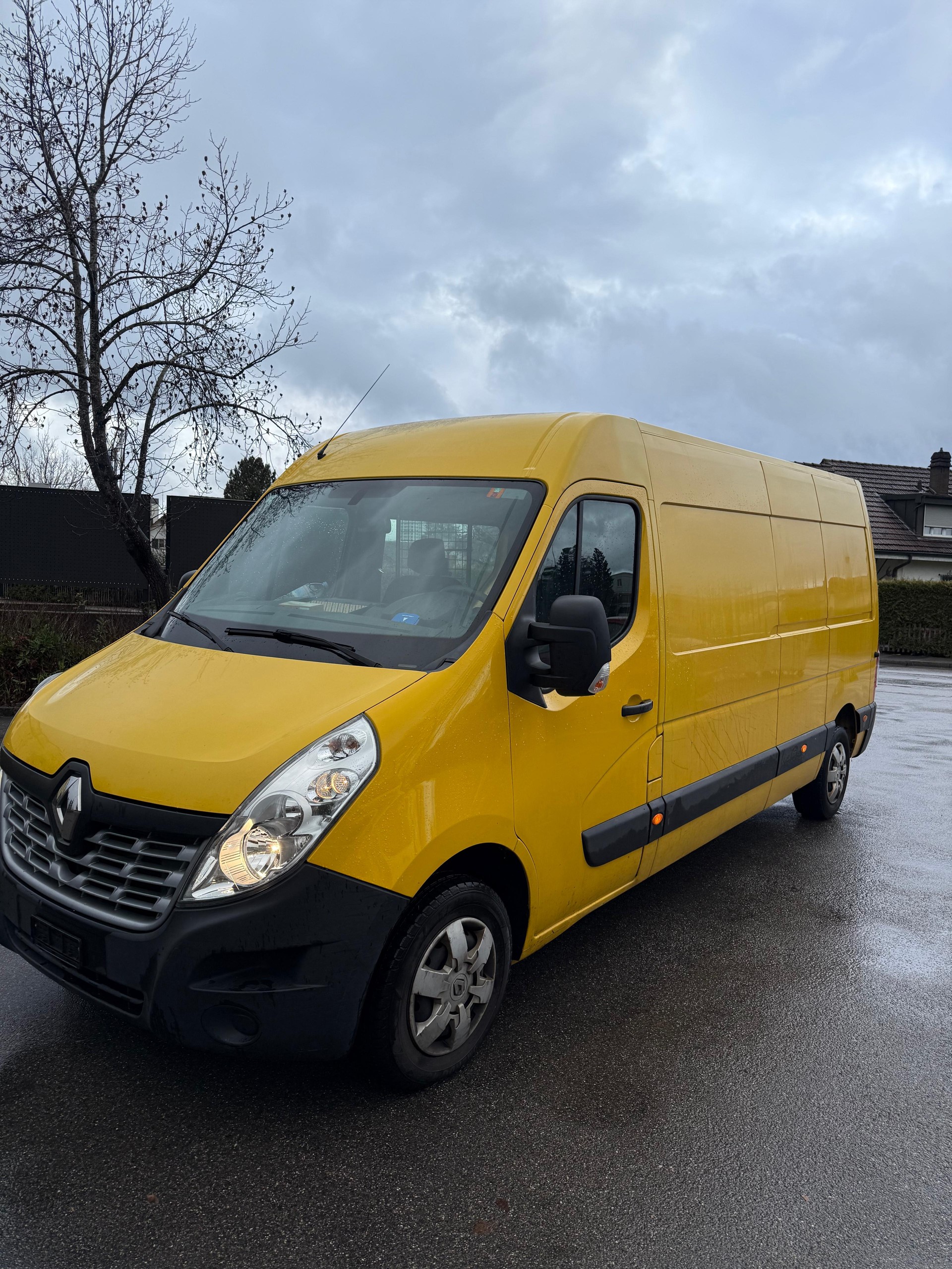 RENAULT Master T35 2.3dCi 130 L3H2-image-0