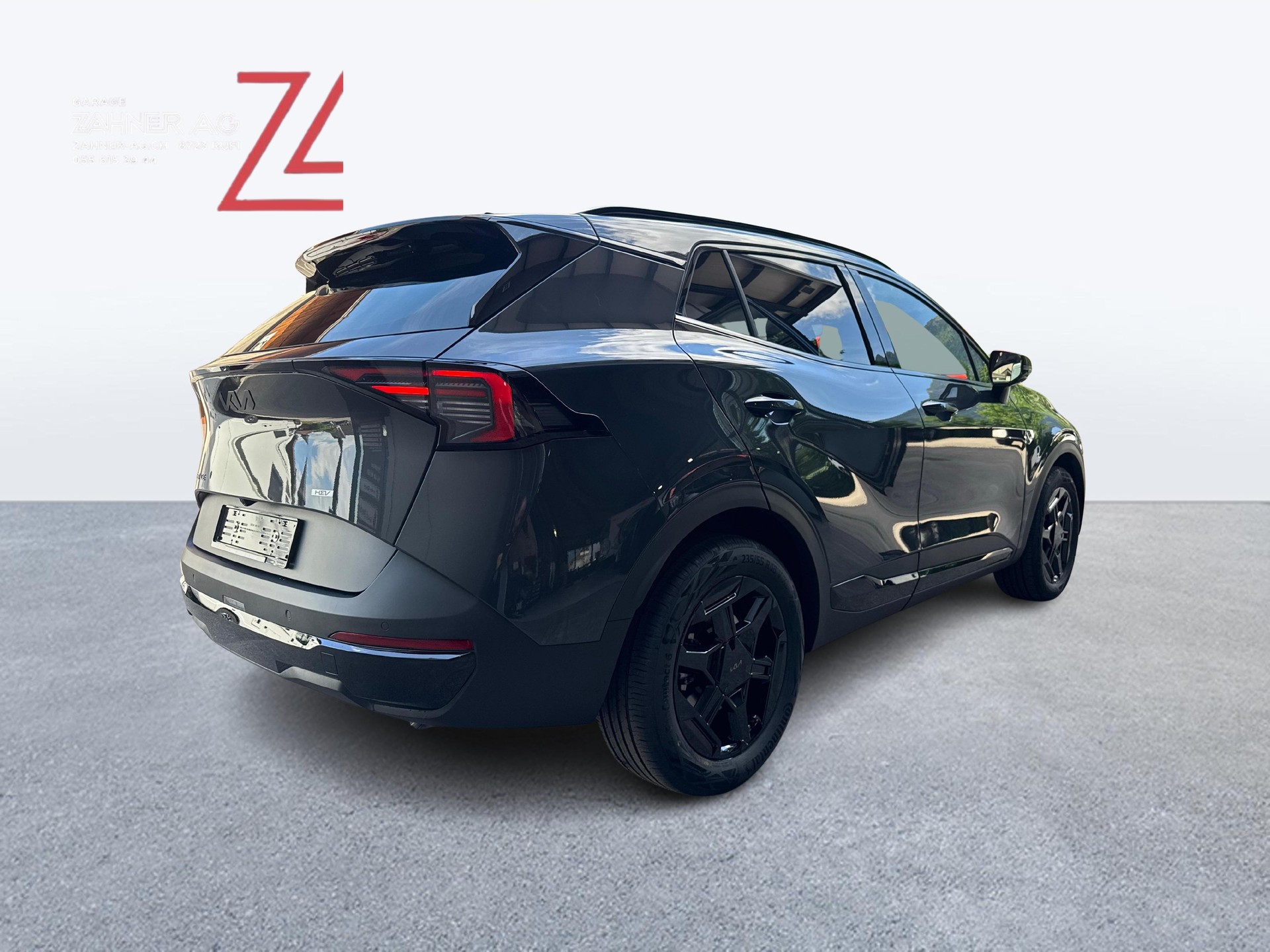 KIA Sportage 1.6 T-GDi Hybrid Black Edition-image-4