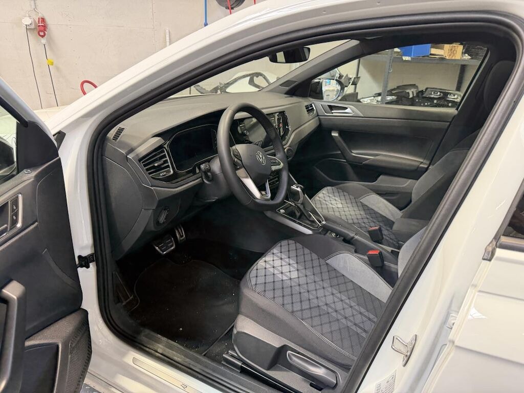 VW Taigo 1.5 TSI R-Line DSG-image-6