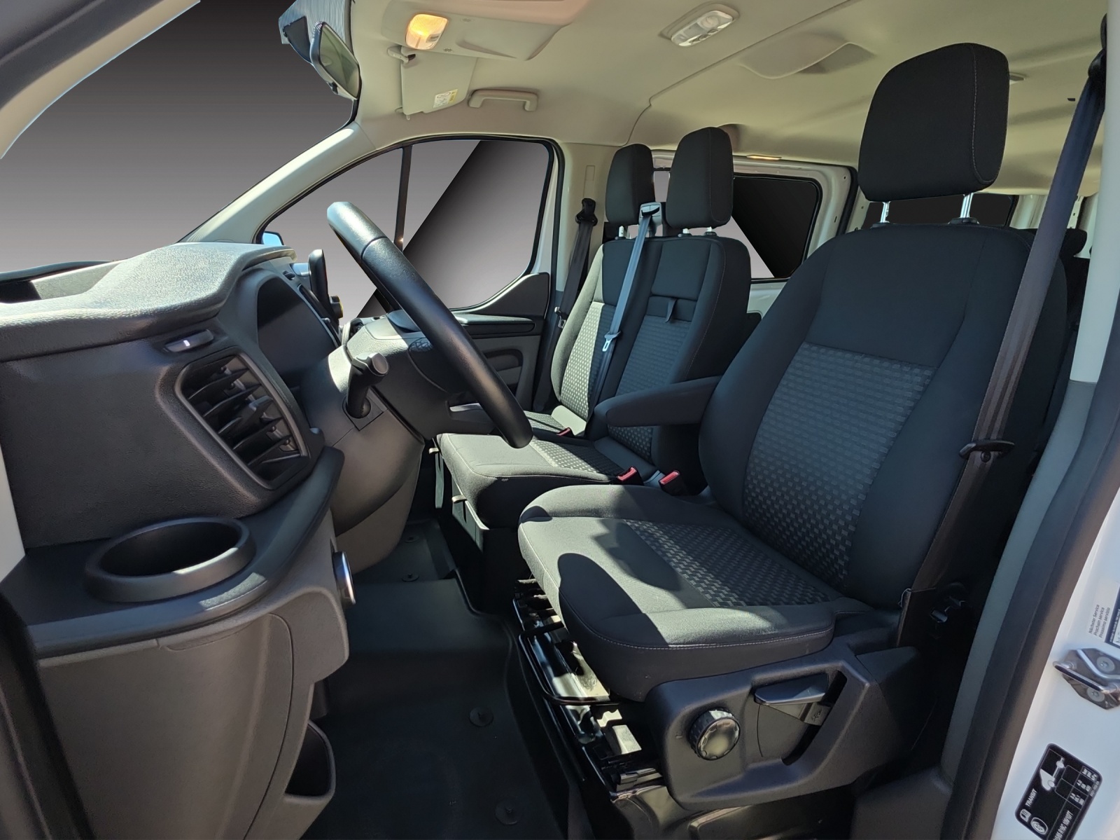 FORD Transit Custom 320 L1H1 Trend-image-14