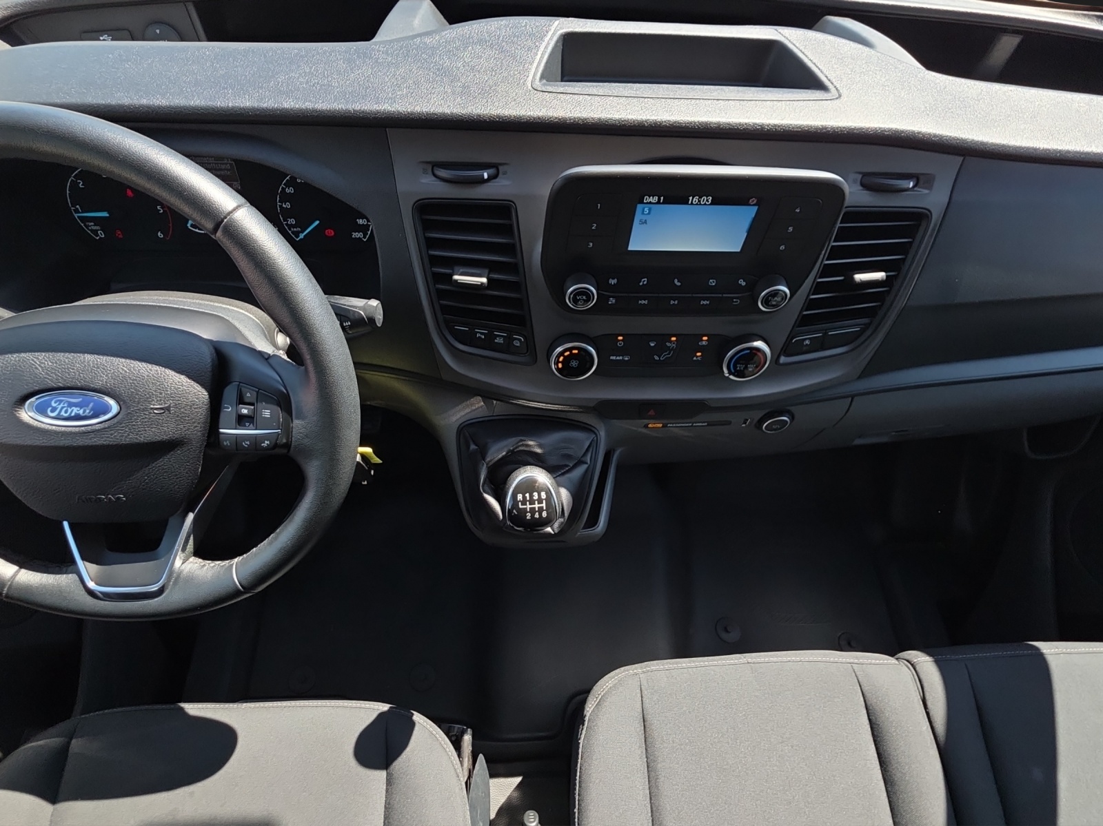 FORD Transit Custom 320 L1H1 Trend-image-11