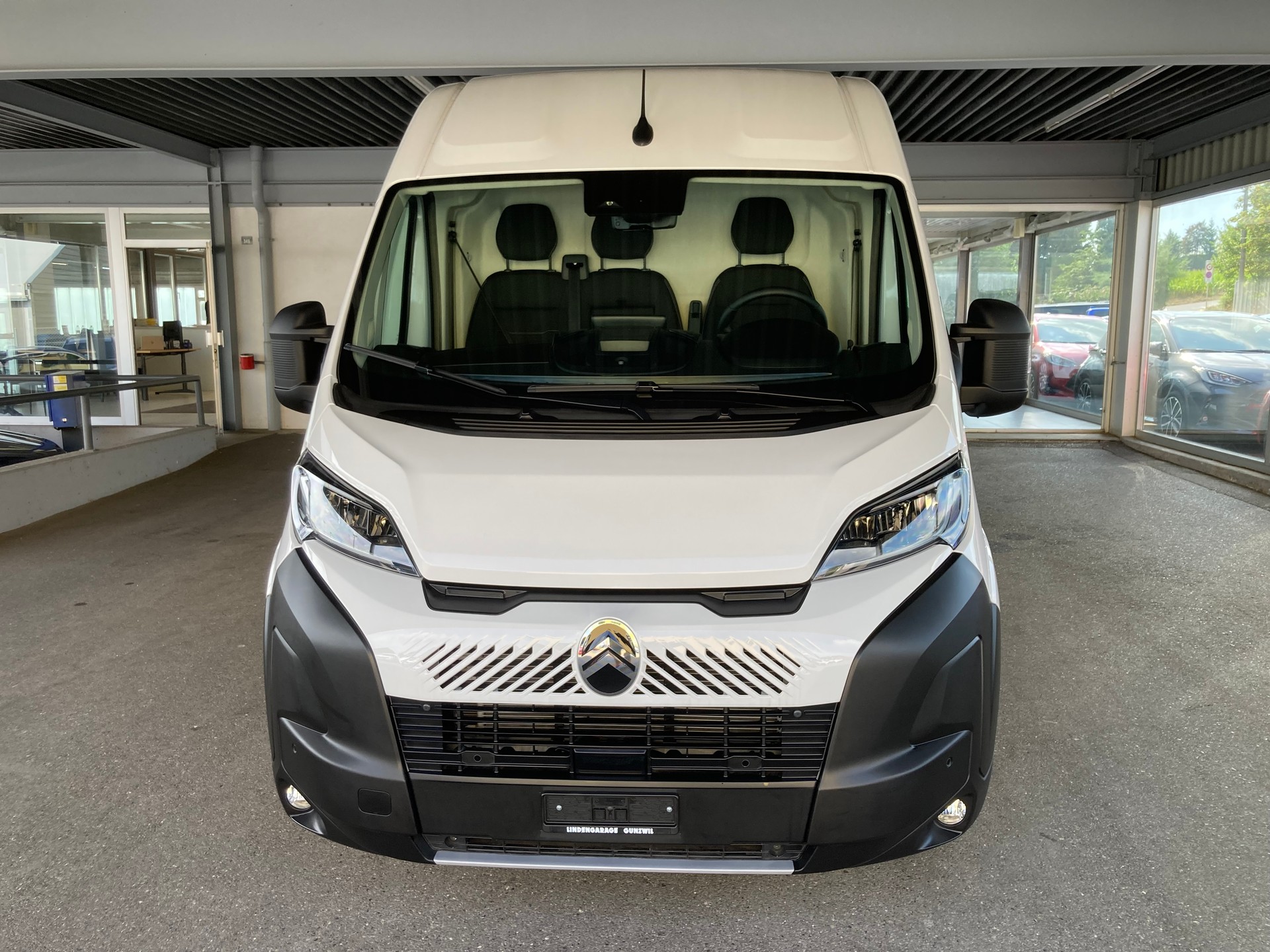 CITROEN Jumper 35+ 2.2 BlueHDi 180 L3H2 Kasten Automat Kasten-image-1