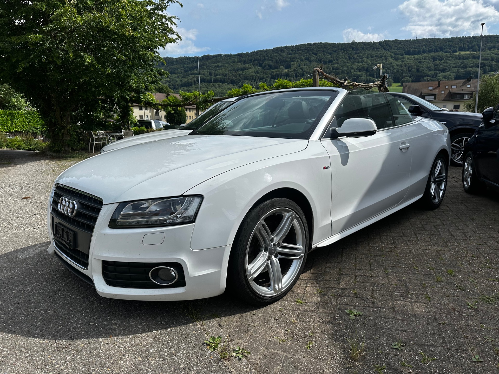 AUDI A5 Cabriolet 2.0 TFSI S-Line-image-3