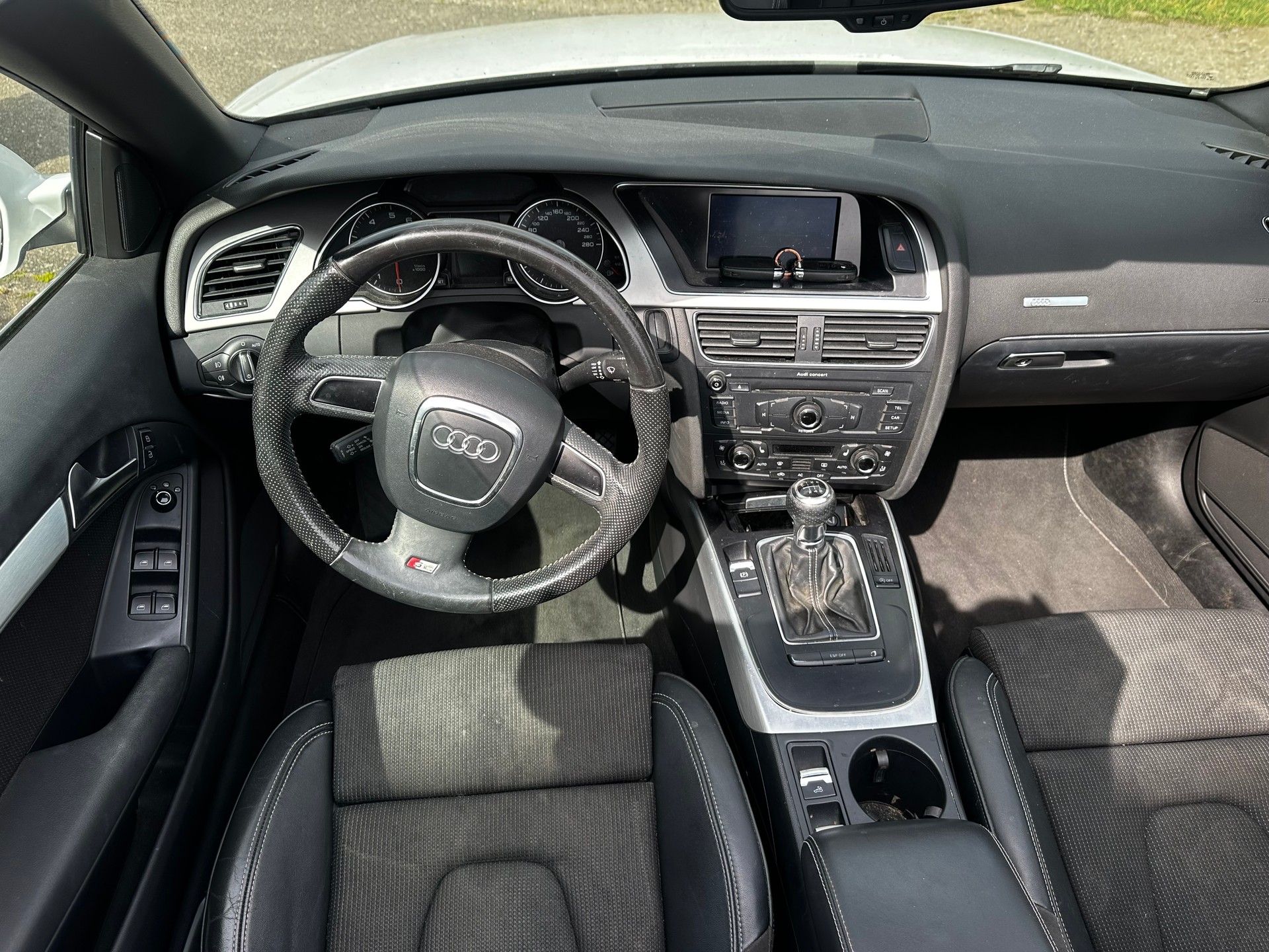 AUDI A5 Cabriolet 2.0 TFSI S-Line-image-5