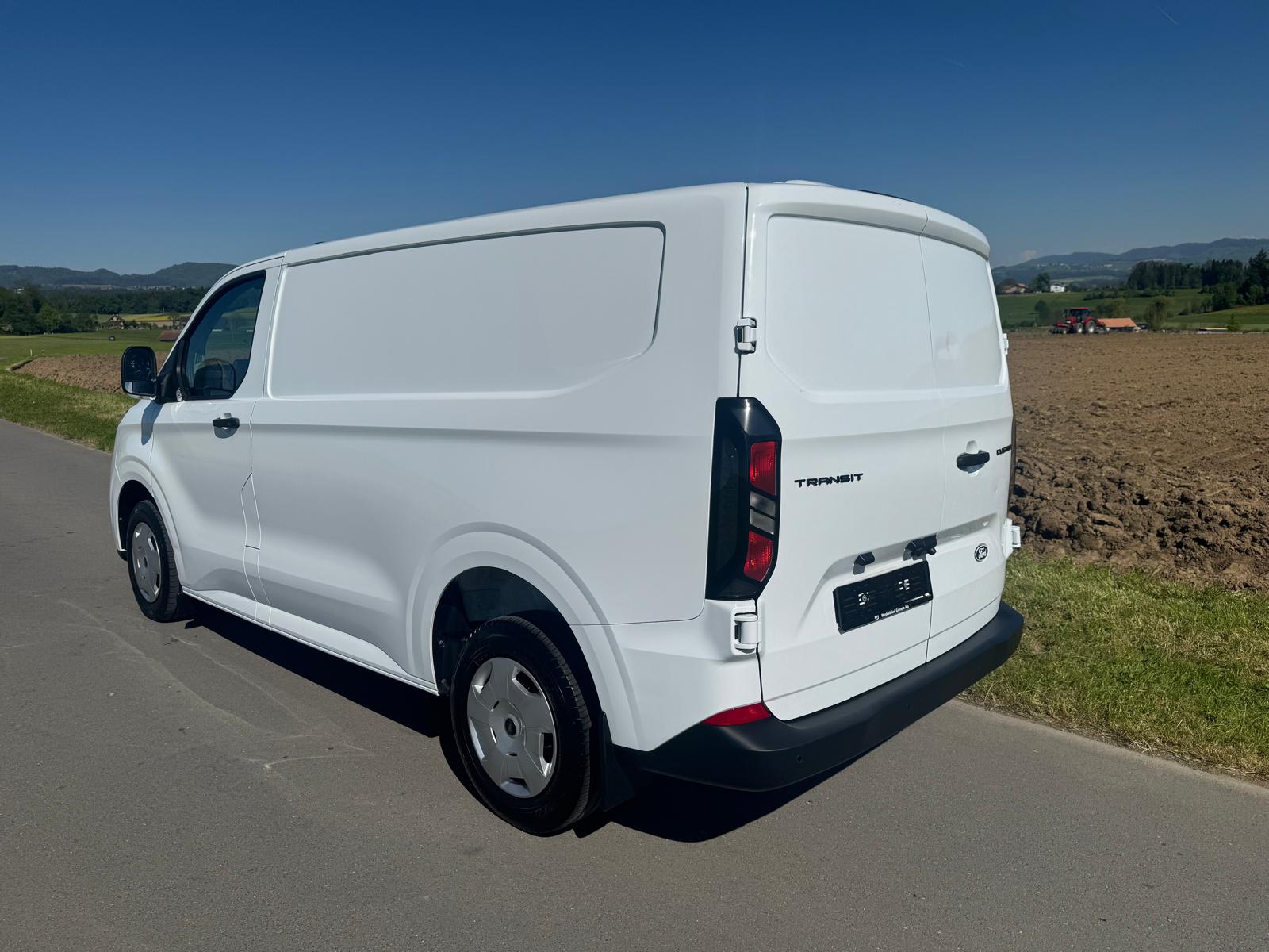 FORD Transit Custom Van 320 L1H1 Trend-image-3
