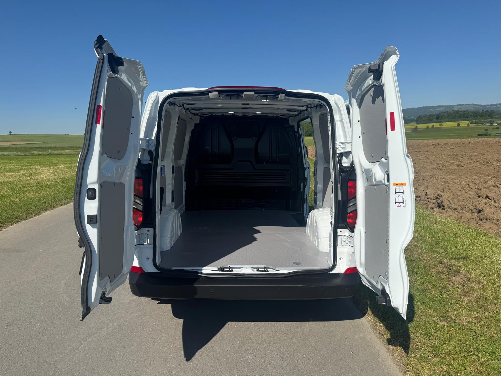 FORD Transit Custom Van 320 L1H1 Trend-image-5