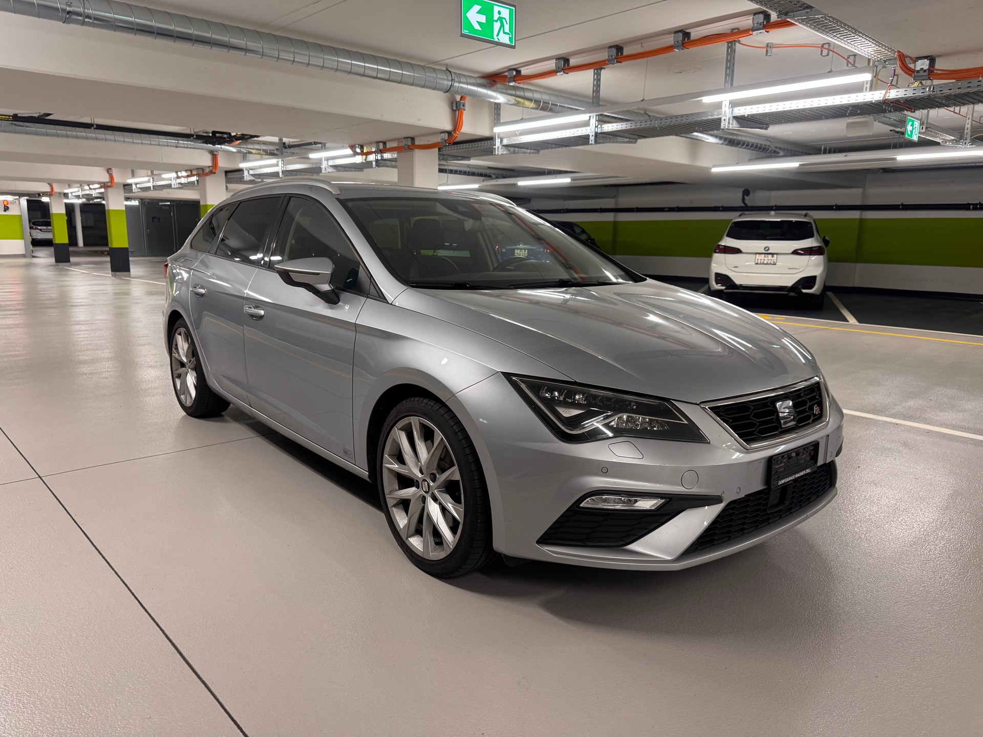 SEAT Leon ST 2.0 TDI Swiss FR DSG-image-2