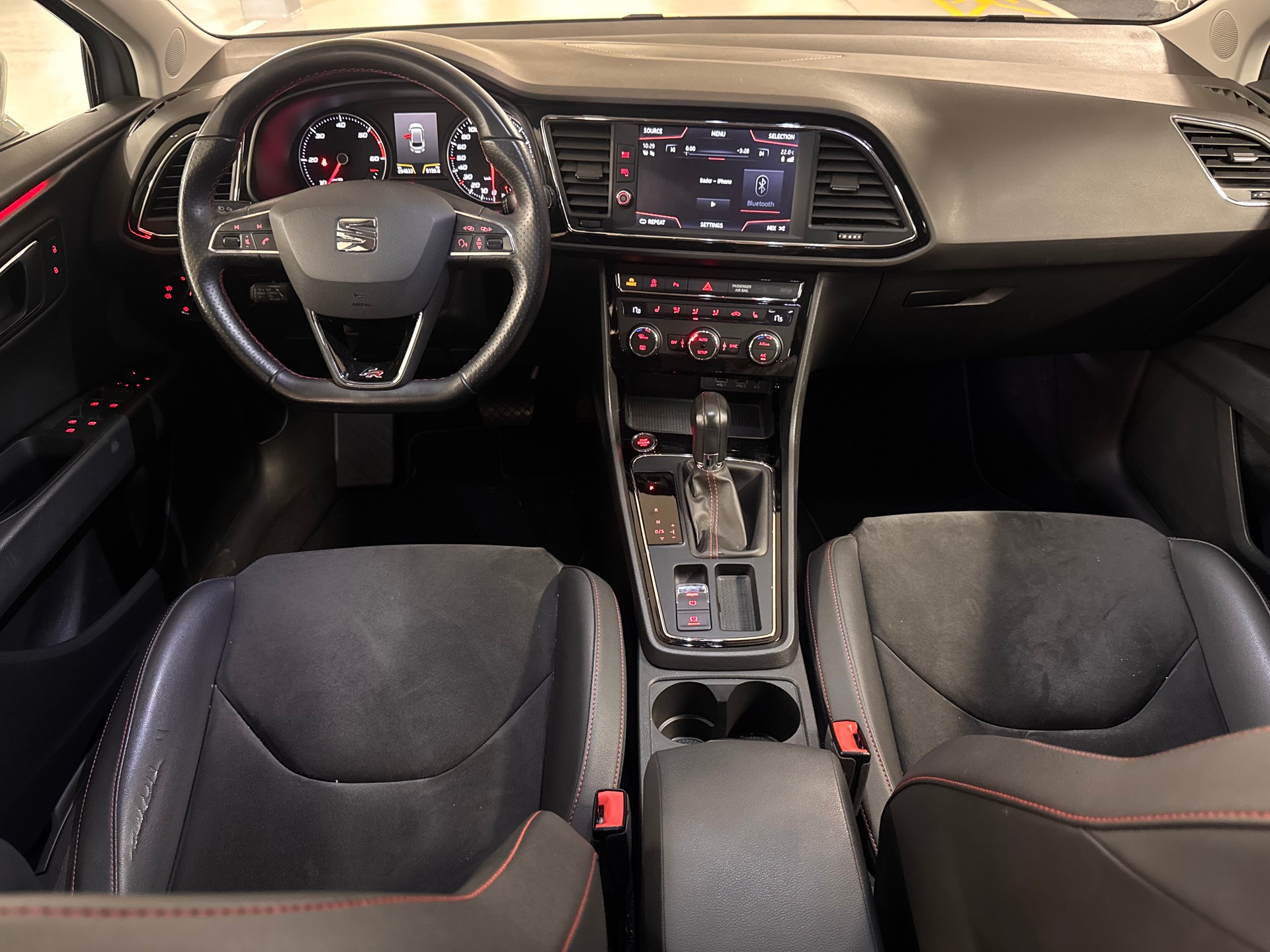 SEAT Leon ST 2.0 TDI Swiss FR DSG-image-10
