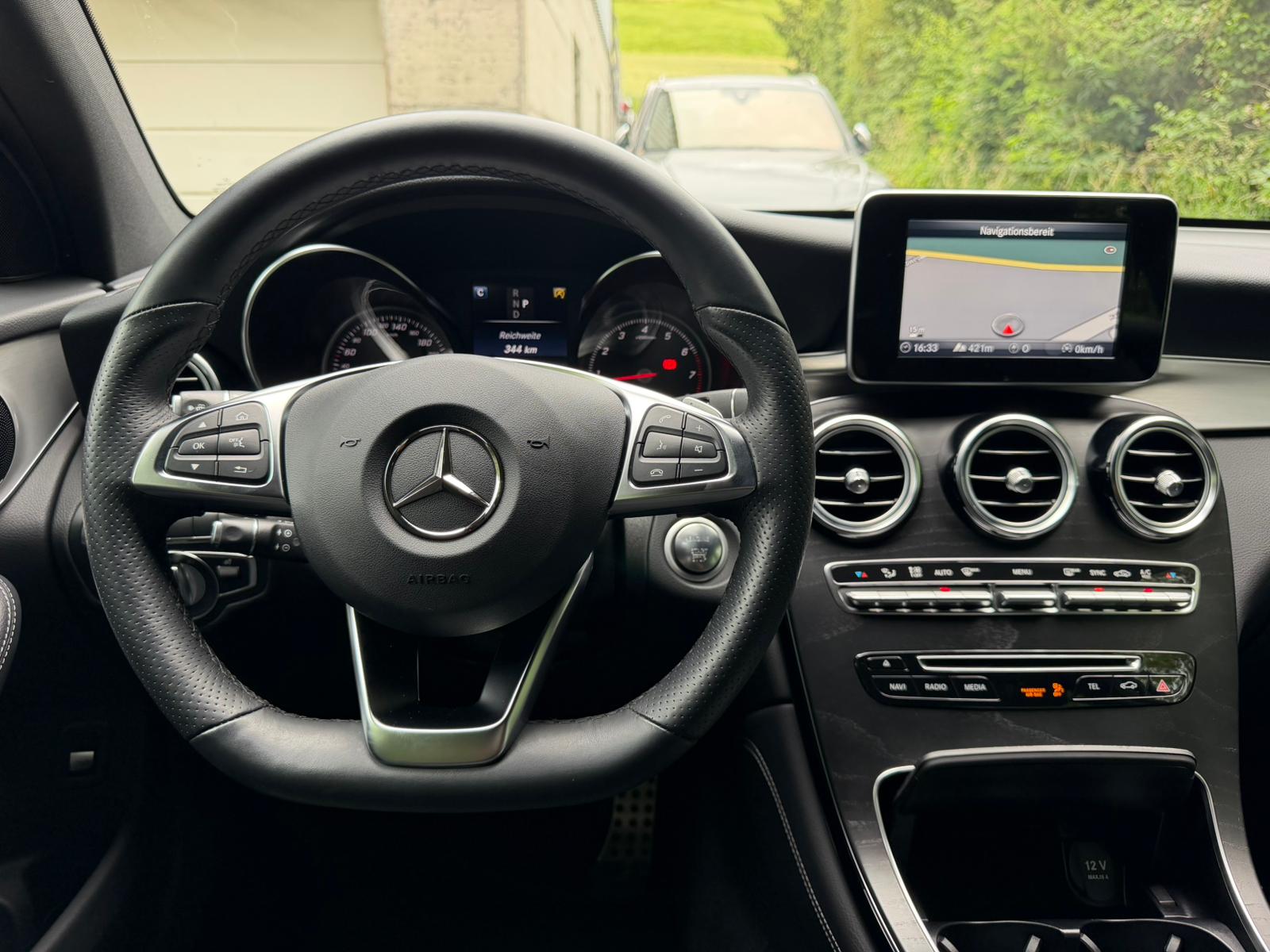 MERCEDES-BENZ GLC Coupé 250 AMG Line 4Matic 9G-Tronic-image-20
