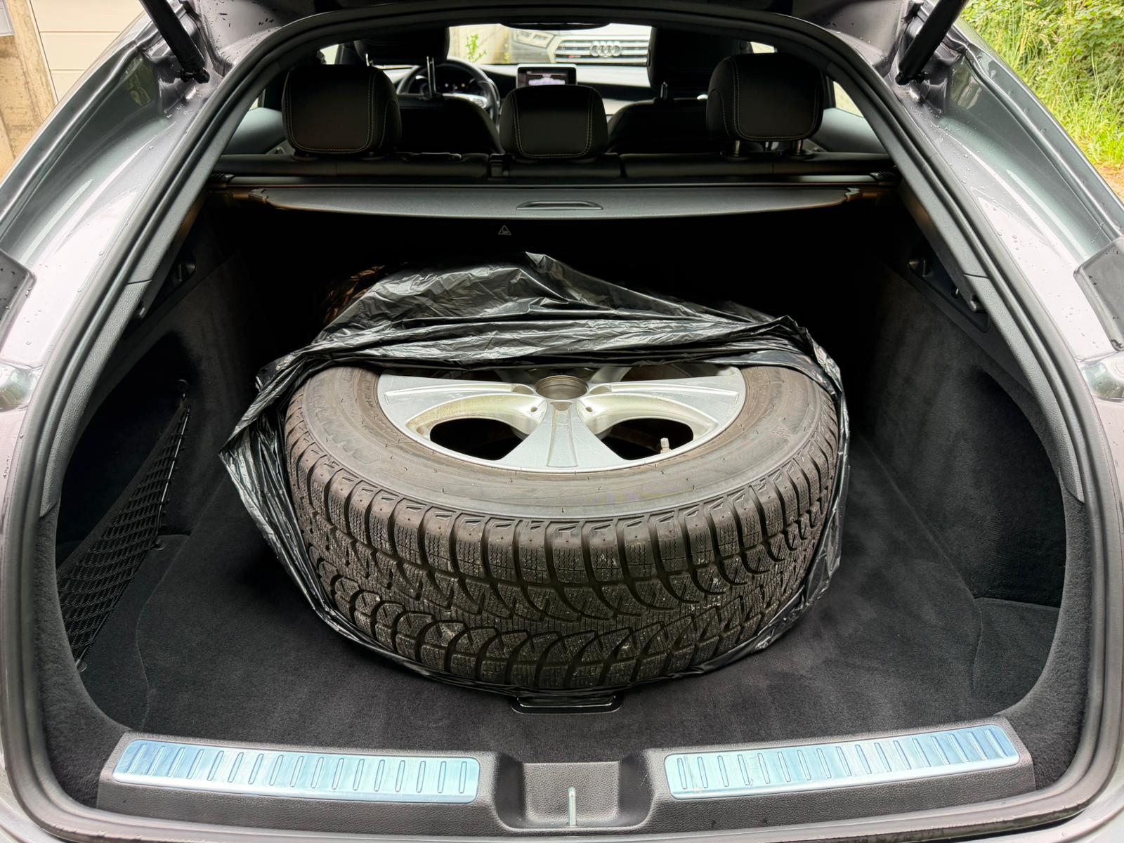 MERCEDES-BENZ GLC Coupé 250 AMG Line 4Matic 9G-Tronic-image-14