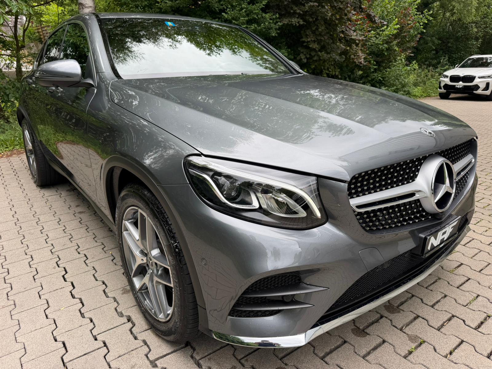 MERCEDES-BENZ GLC Coupé 250 AMG Line 4Matic 9G-Tronic-image-6