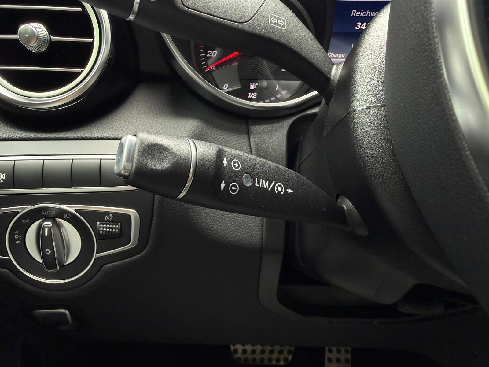 MERCEDES-BENZ GLC Coupé 250 AMG Line 4Matic 9G-Tronic-image-23