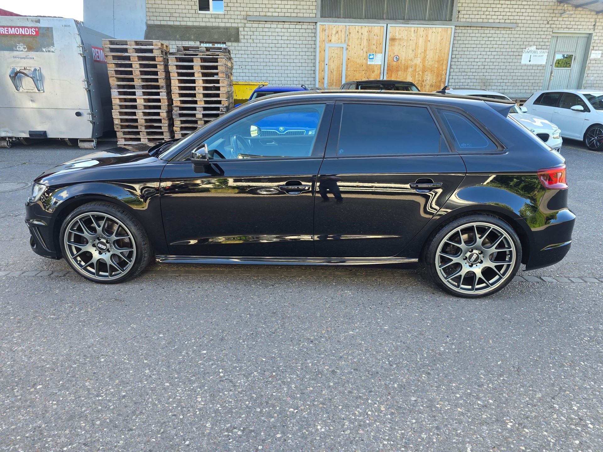AUDI S3 Sportback 2.0 TFSI quattro S-tronic-image-7