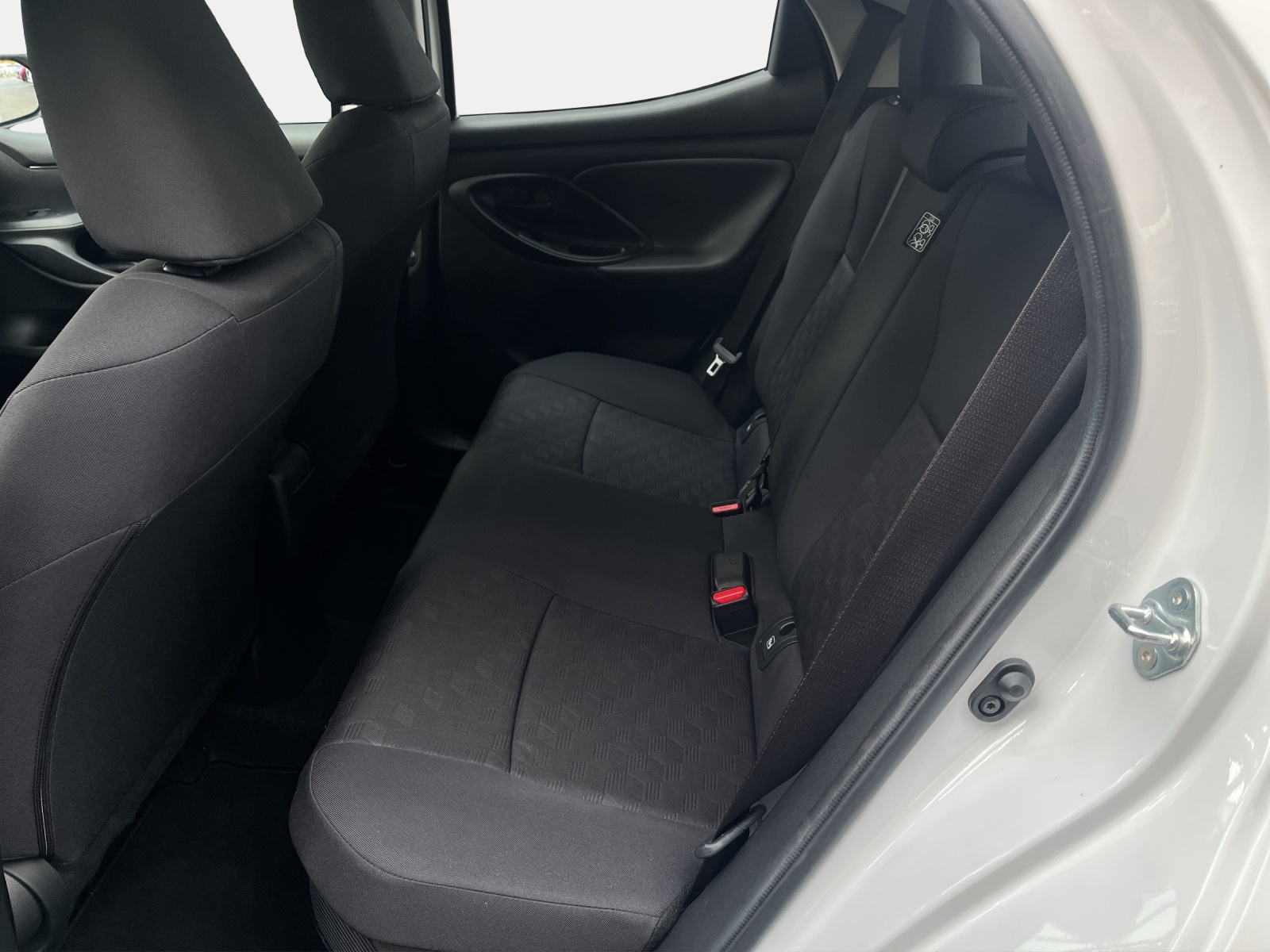 MAZDA 2 1.5/92 Hybrid Centre-Line-image-10