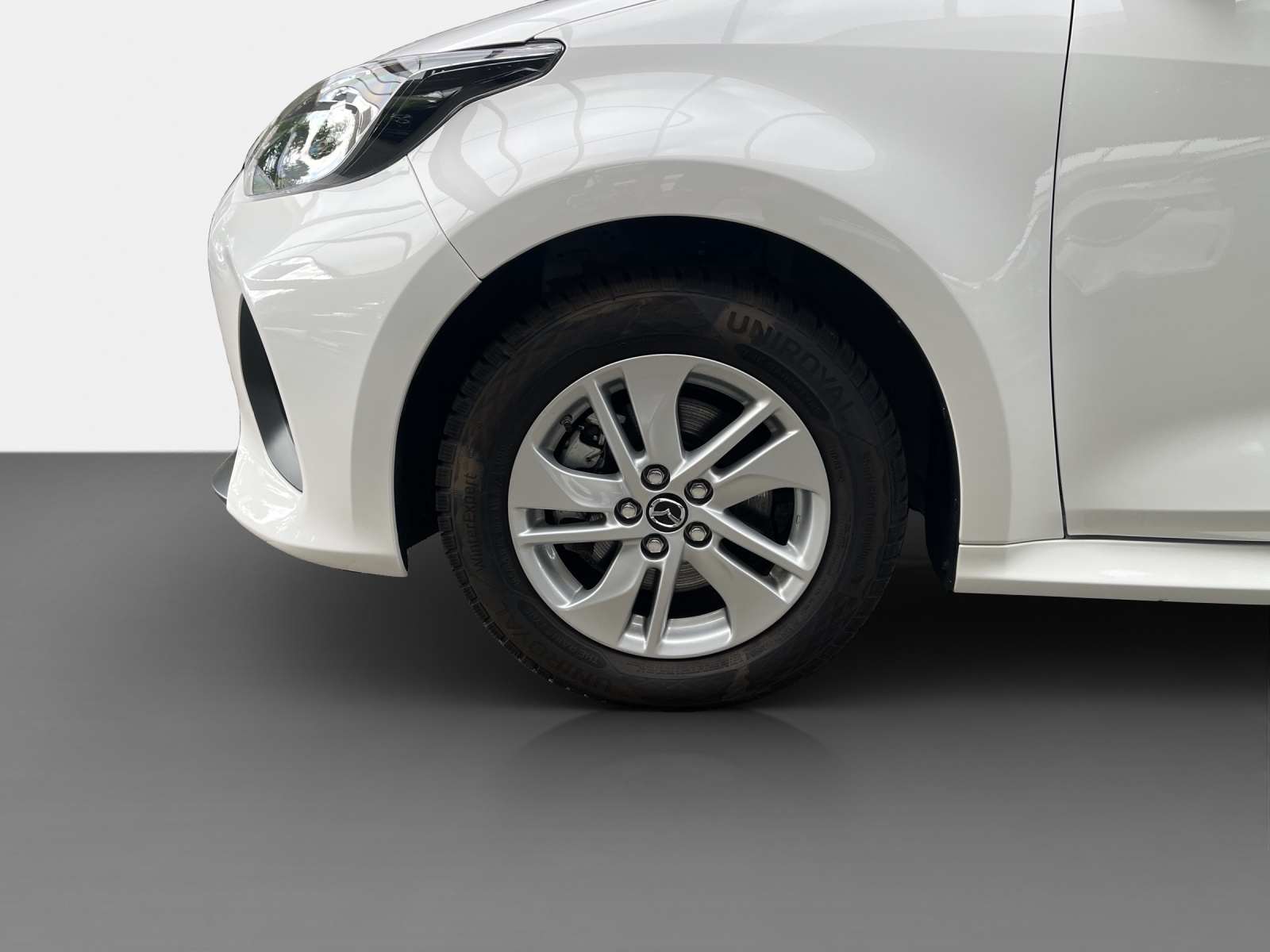MAZDA 2 1.5/92 Hybrid Centre-Line-image-8