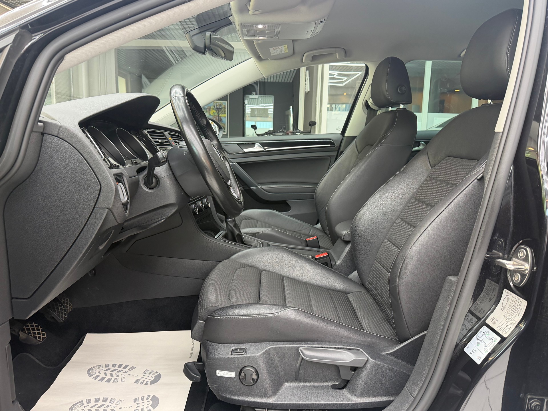 VW Golf VII 1.4 TSI 125 Comfortline-image-12