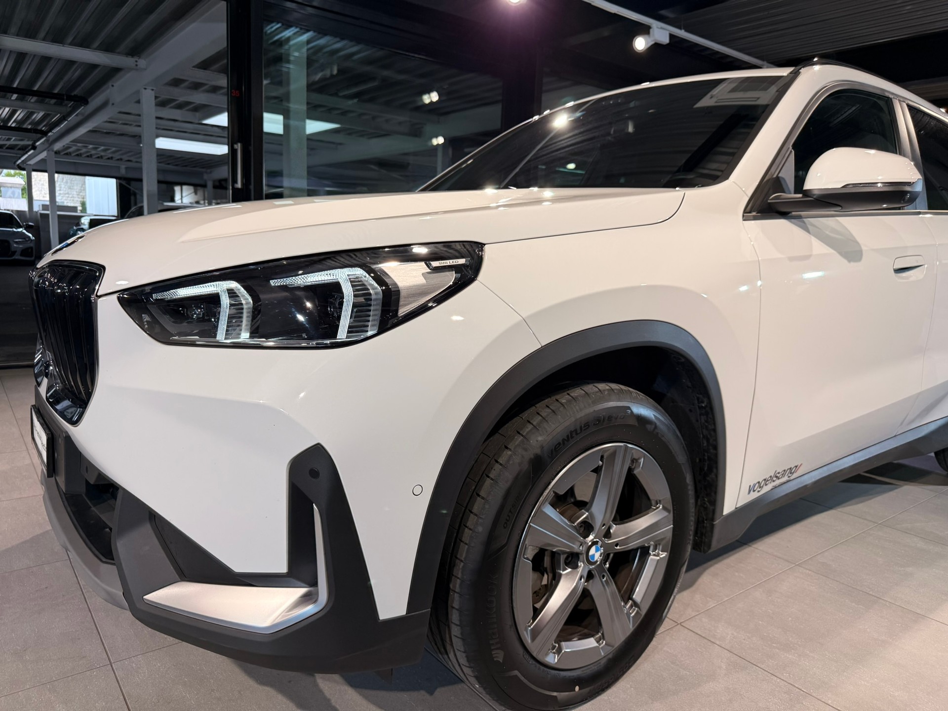 BMW X1 sDrive 18i-image-18