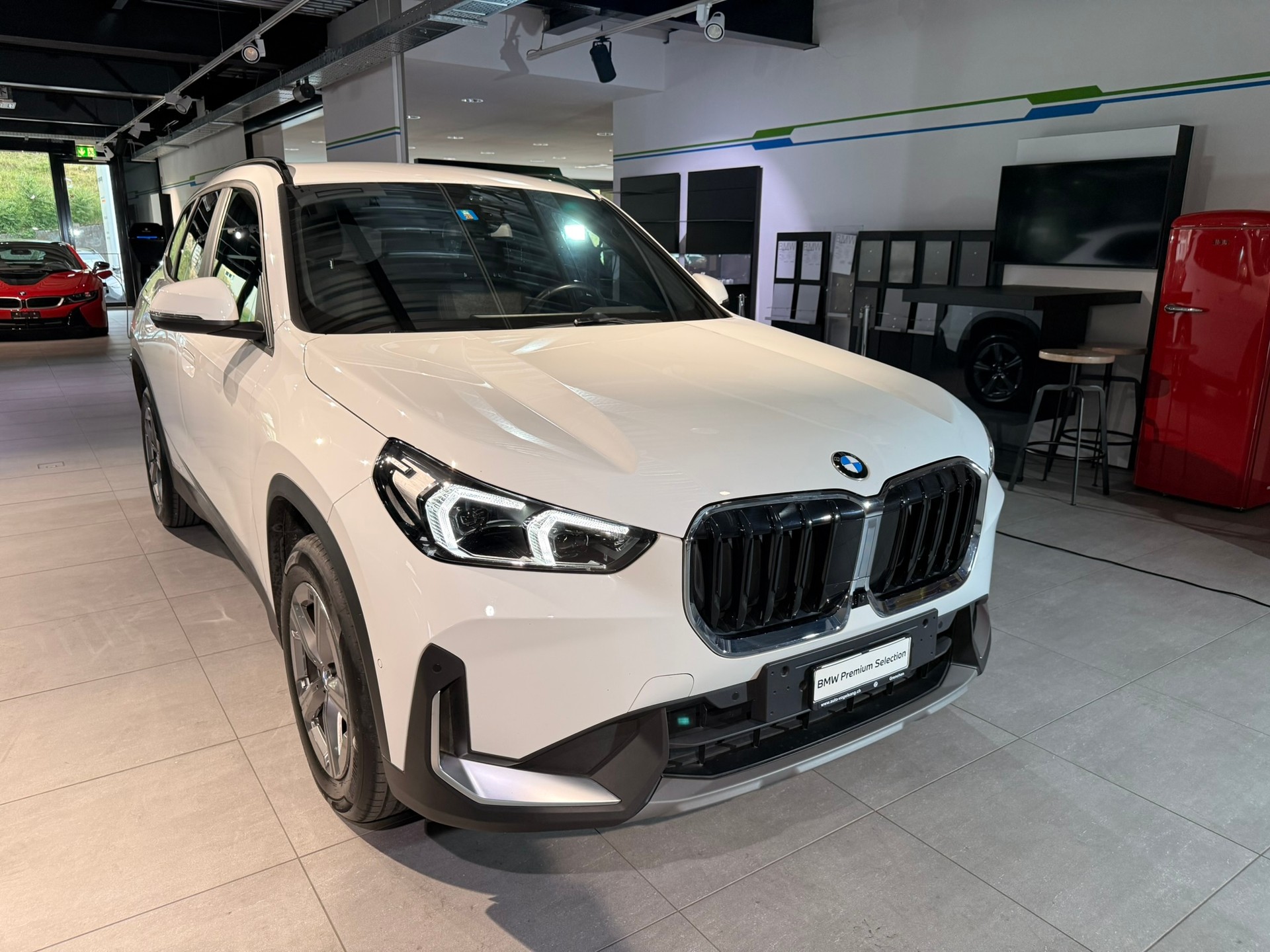 BMW X1 sDrive 18i-image-7