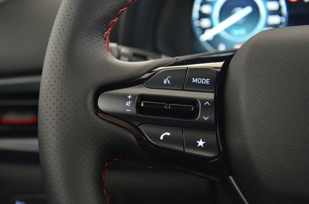 HYUNDAI i20 1.0 T-GDi N-Line DCT MHEV-image-19