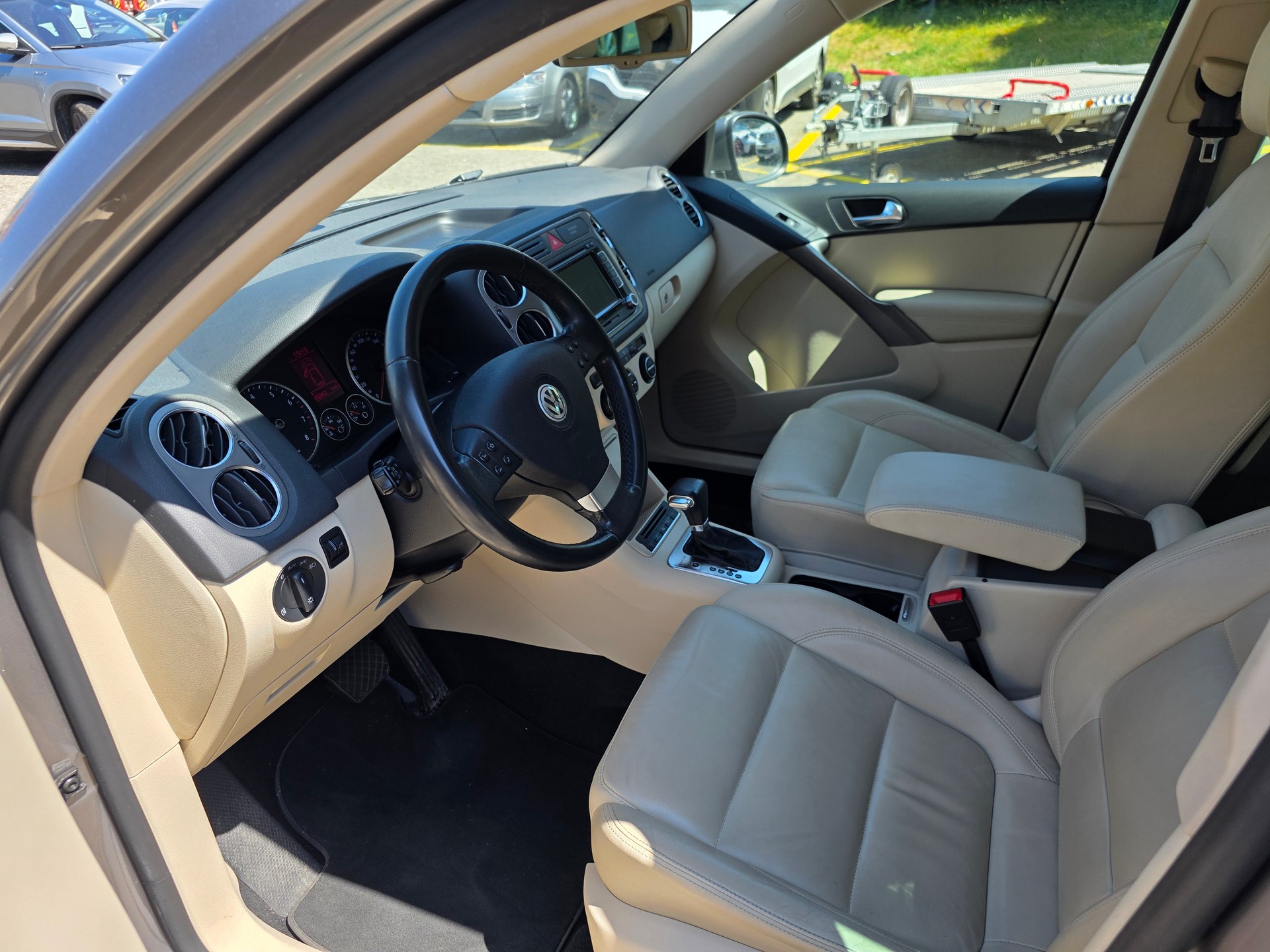 VW Tiguan 2.0 TSI Sport&Style Tiptronic-image-8