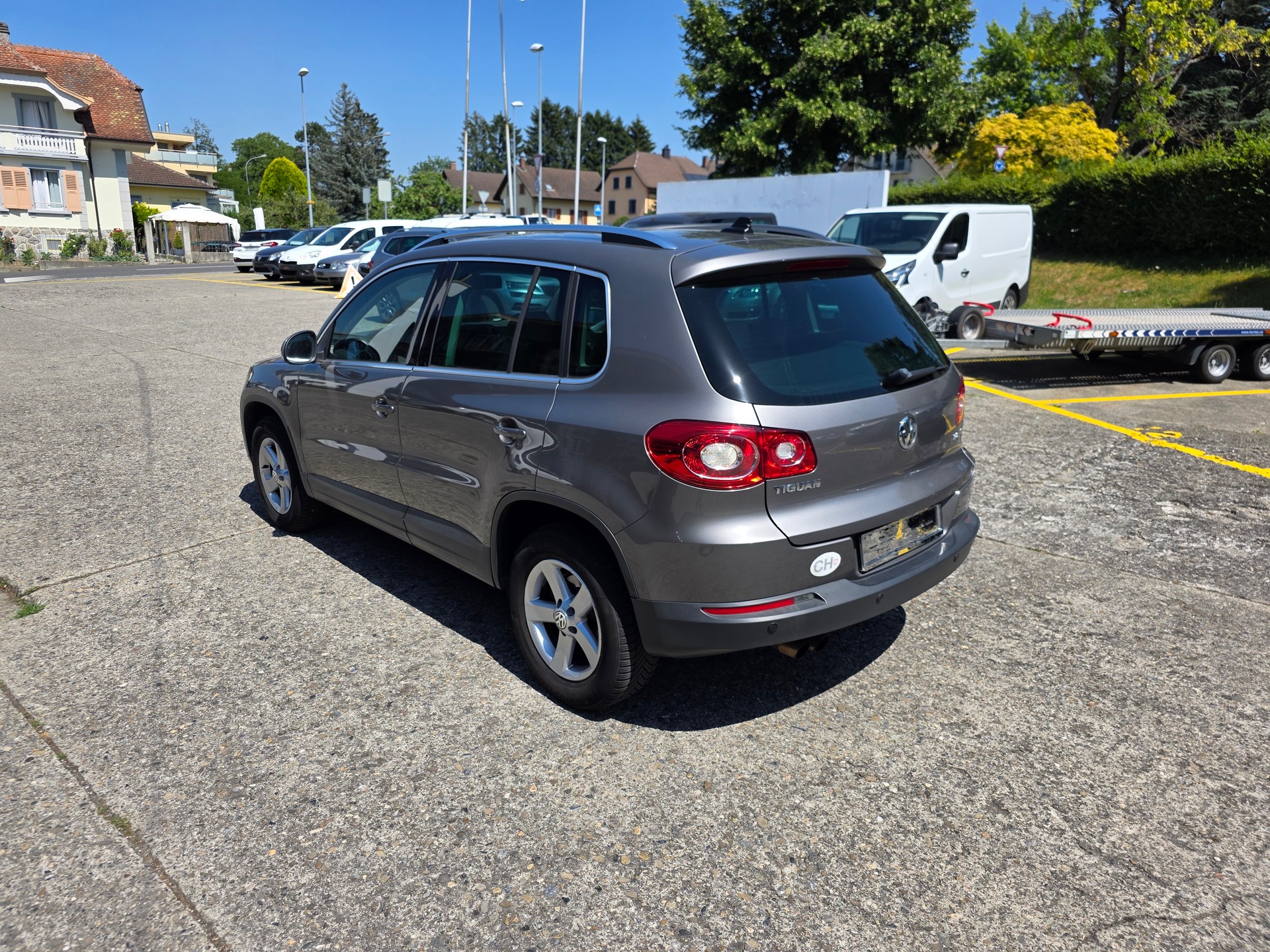 VW Tiguan 2.0 TSI Sport&Style Tiptronic-image-2